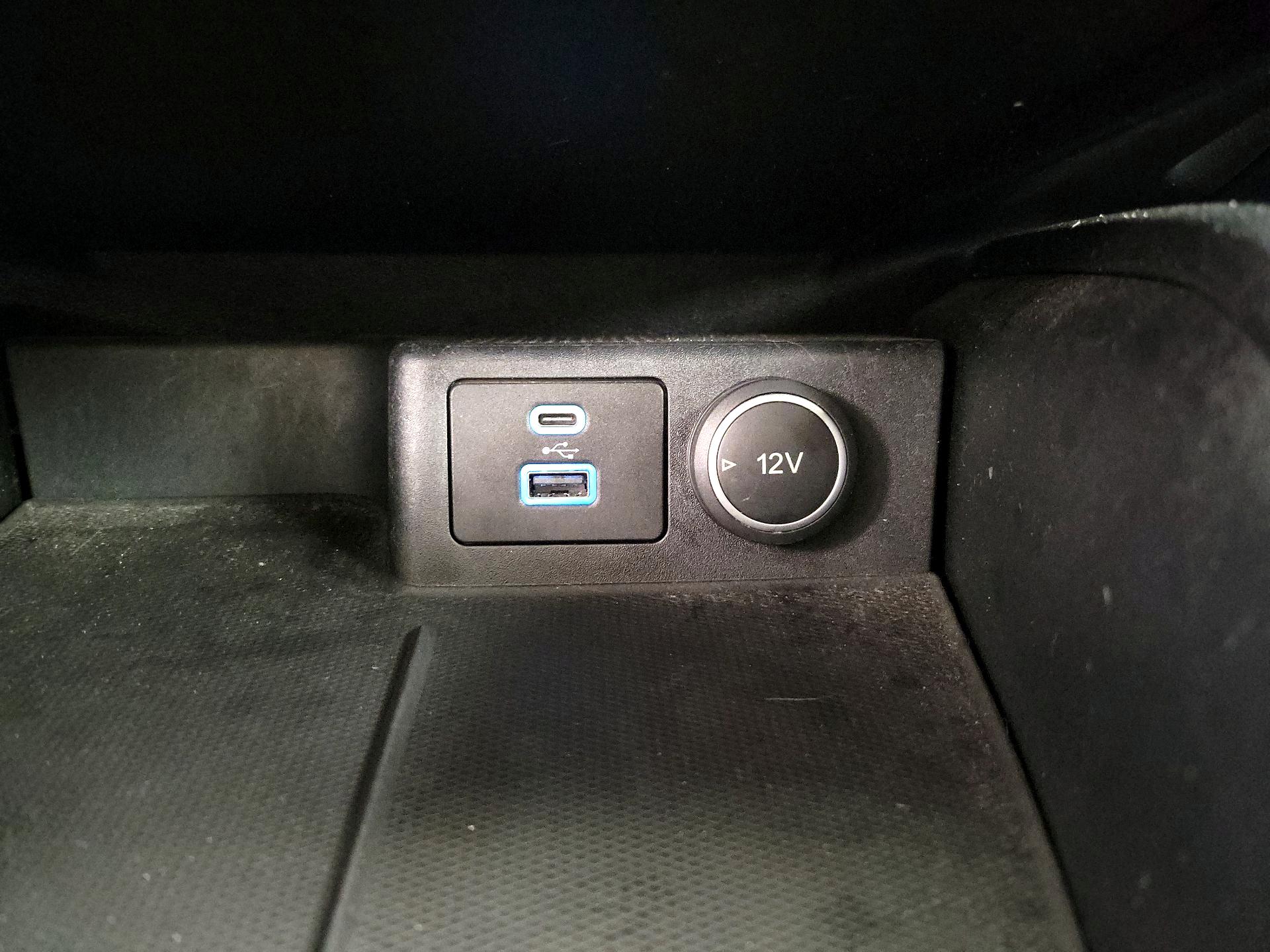 Thumbnail: 2021 Ford Escape - 18