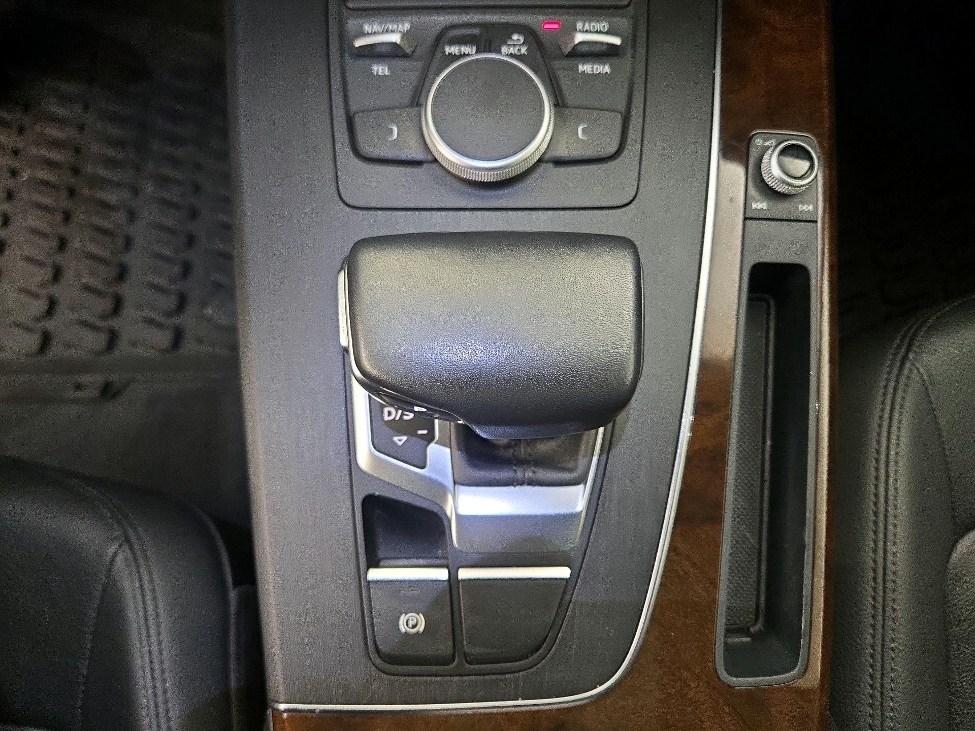 Thumbnail: 2019 Audi Q5 - 17