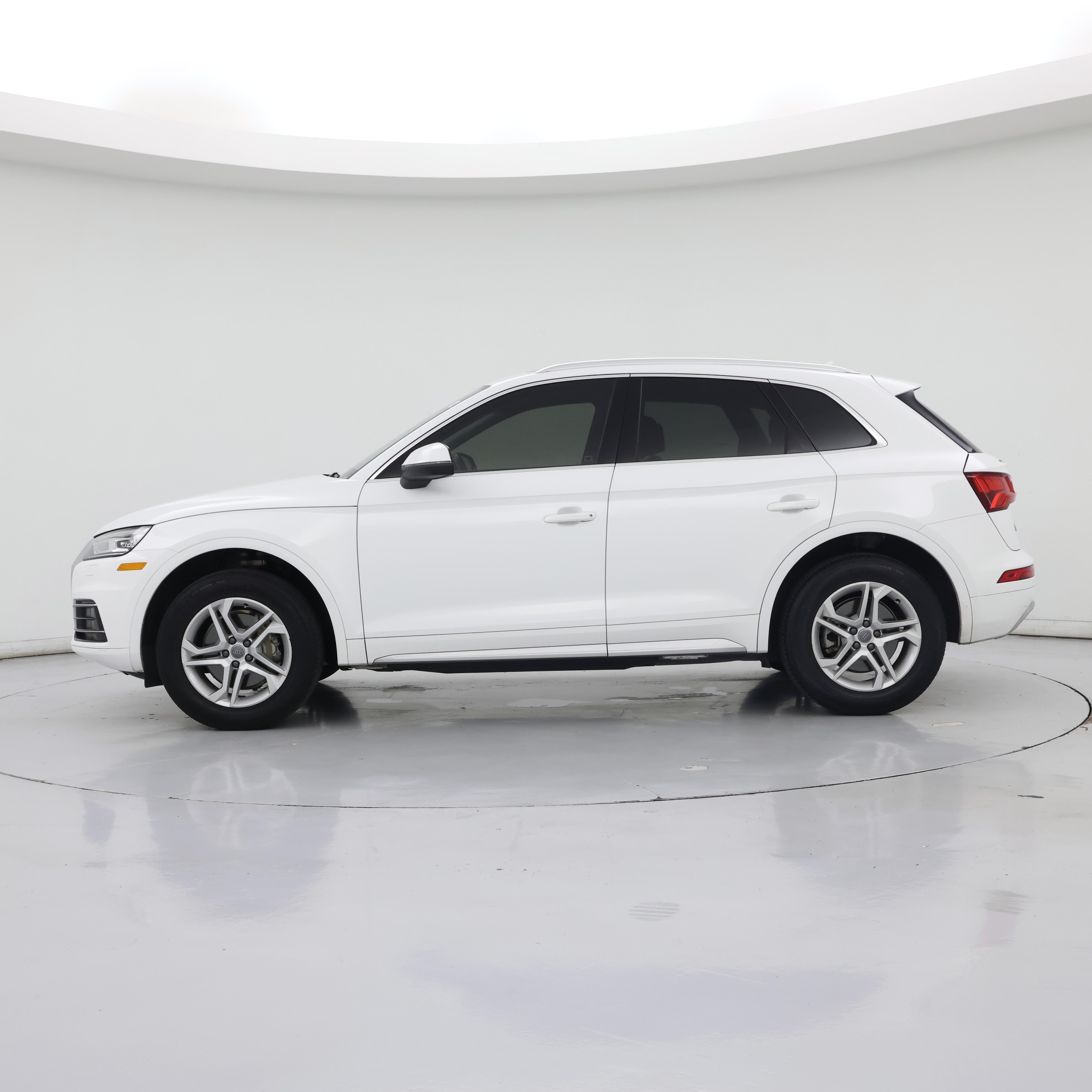 Thumbnail: 2019 Audi Q5 - 3