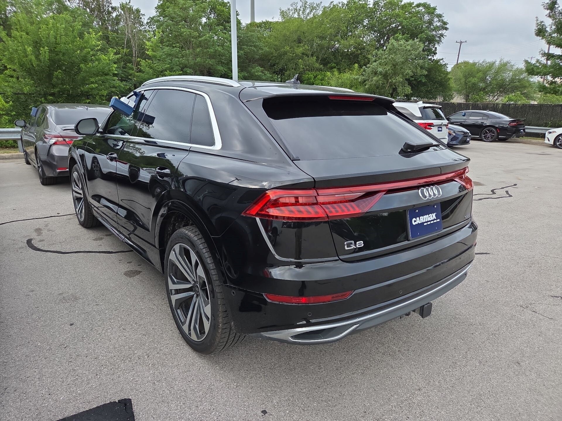 Thumbnail: 2022 Audi Q8 - 4