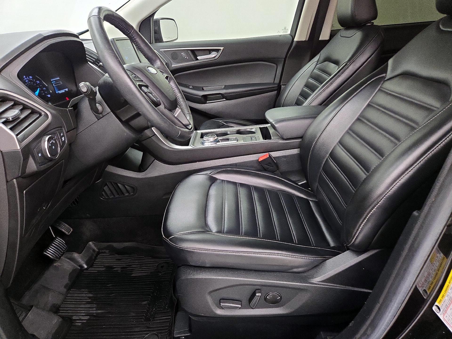 Thumbnail: 2022 Ford Edge - 11