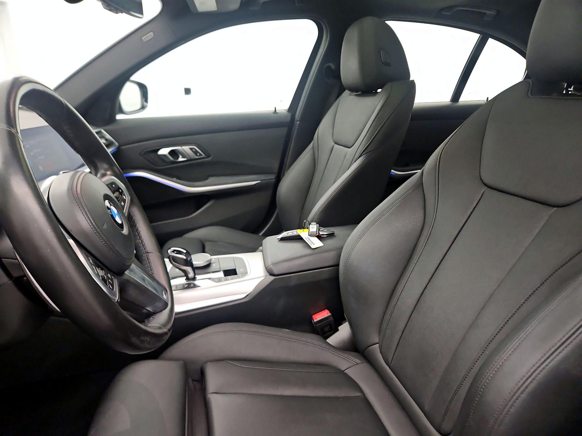 Thumbnail: 2021 BMW 3 Series - 11