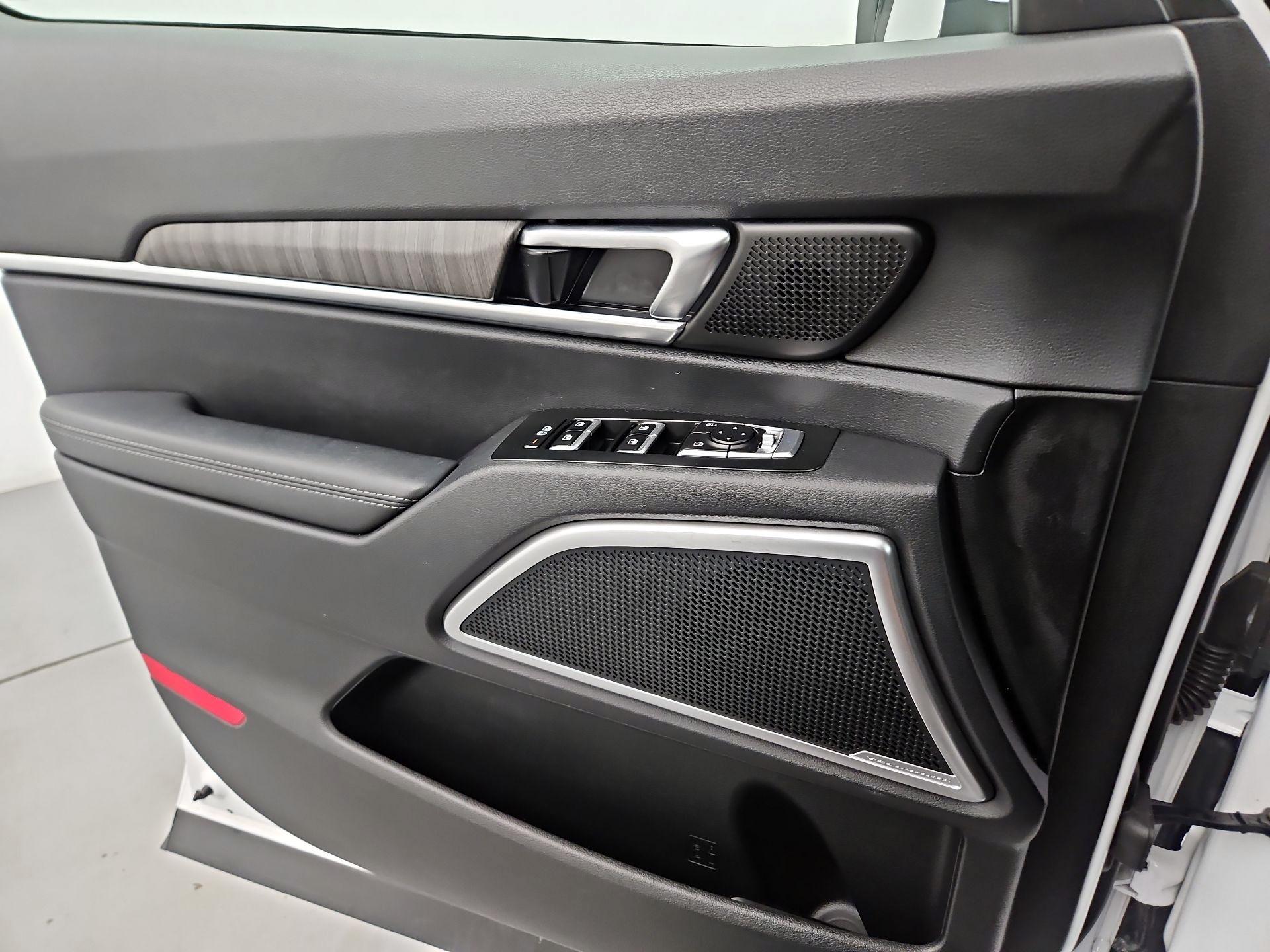 Thumbnail: 2024 Kia Telluride - 12