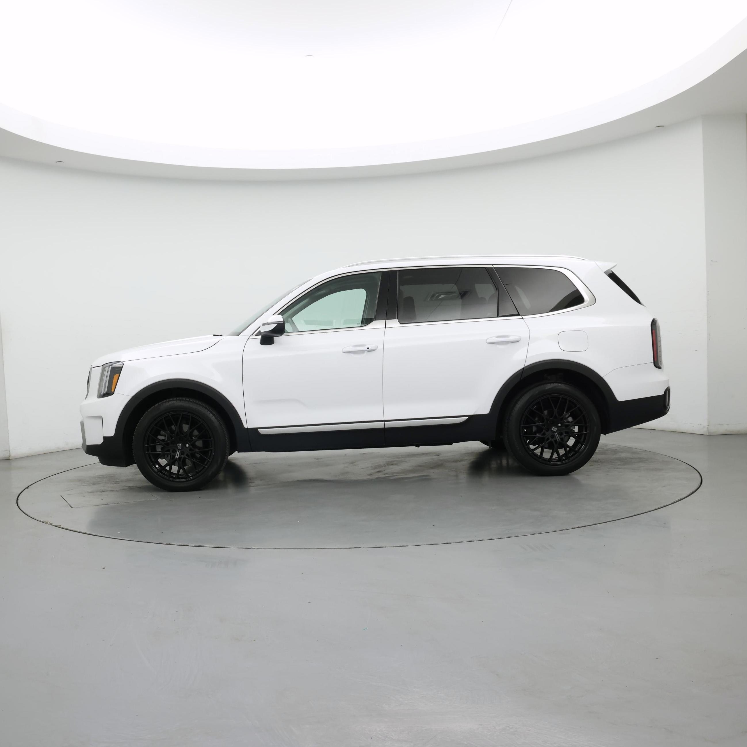 Thumbnail: 2024 Kia Telluride - 3