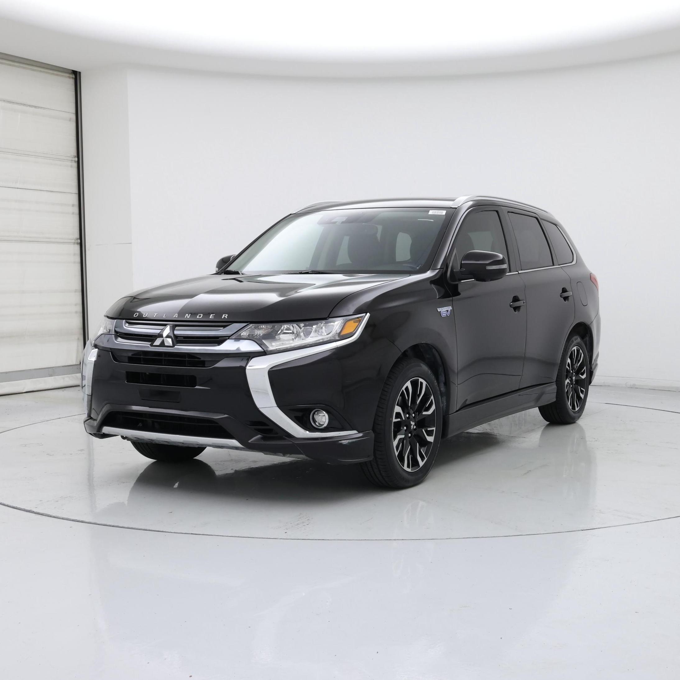 Thumbnail: 2018 Mitsubishi Outlander - 4