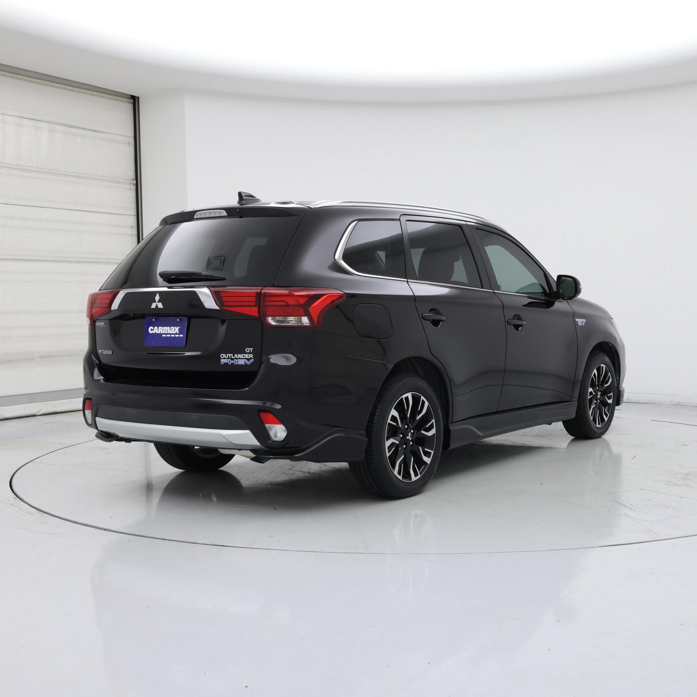 Thumbnail: 2018 Mitsubishi Outlander - 8
