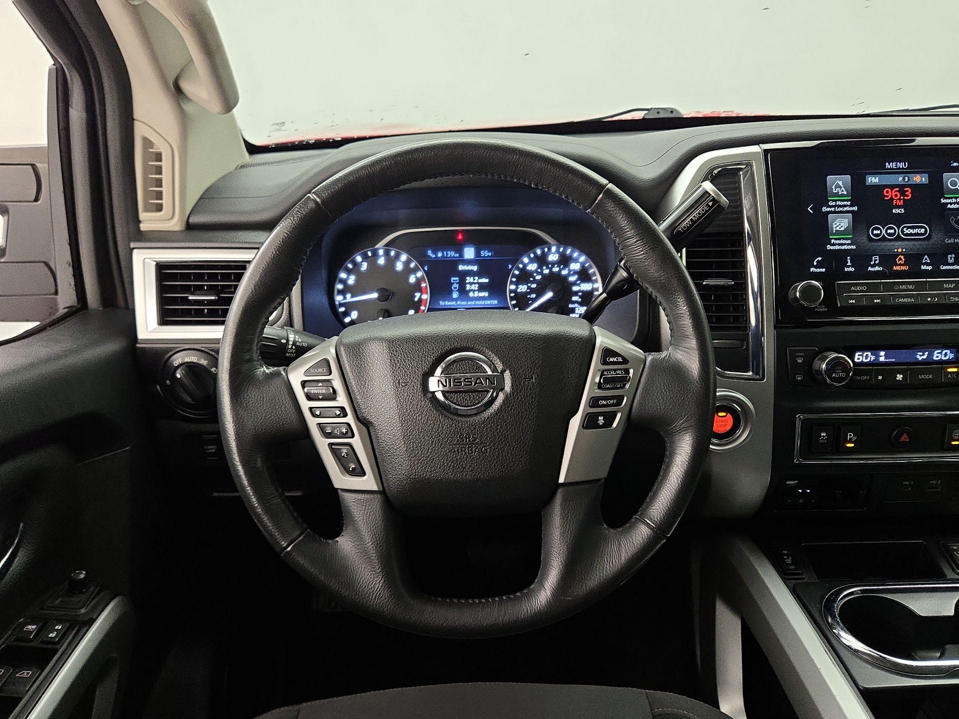 Thumbnail: 2020 Nissan Titan - 10