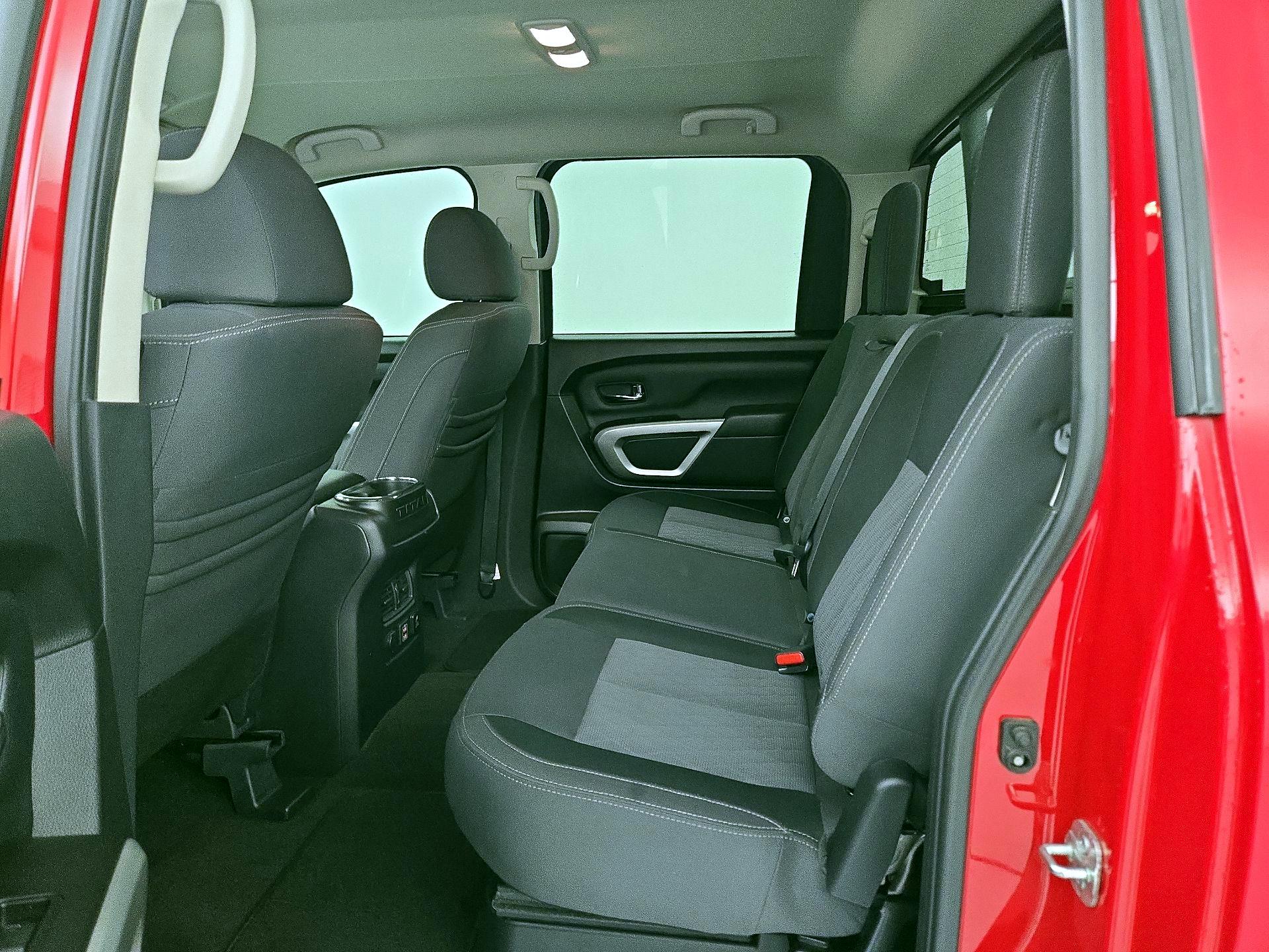 Thumbnail: 2020 Nissan Titan - 20