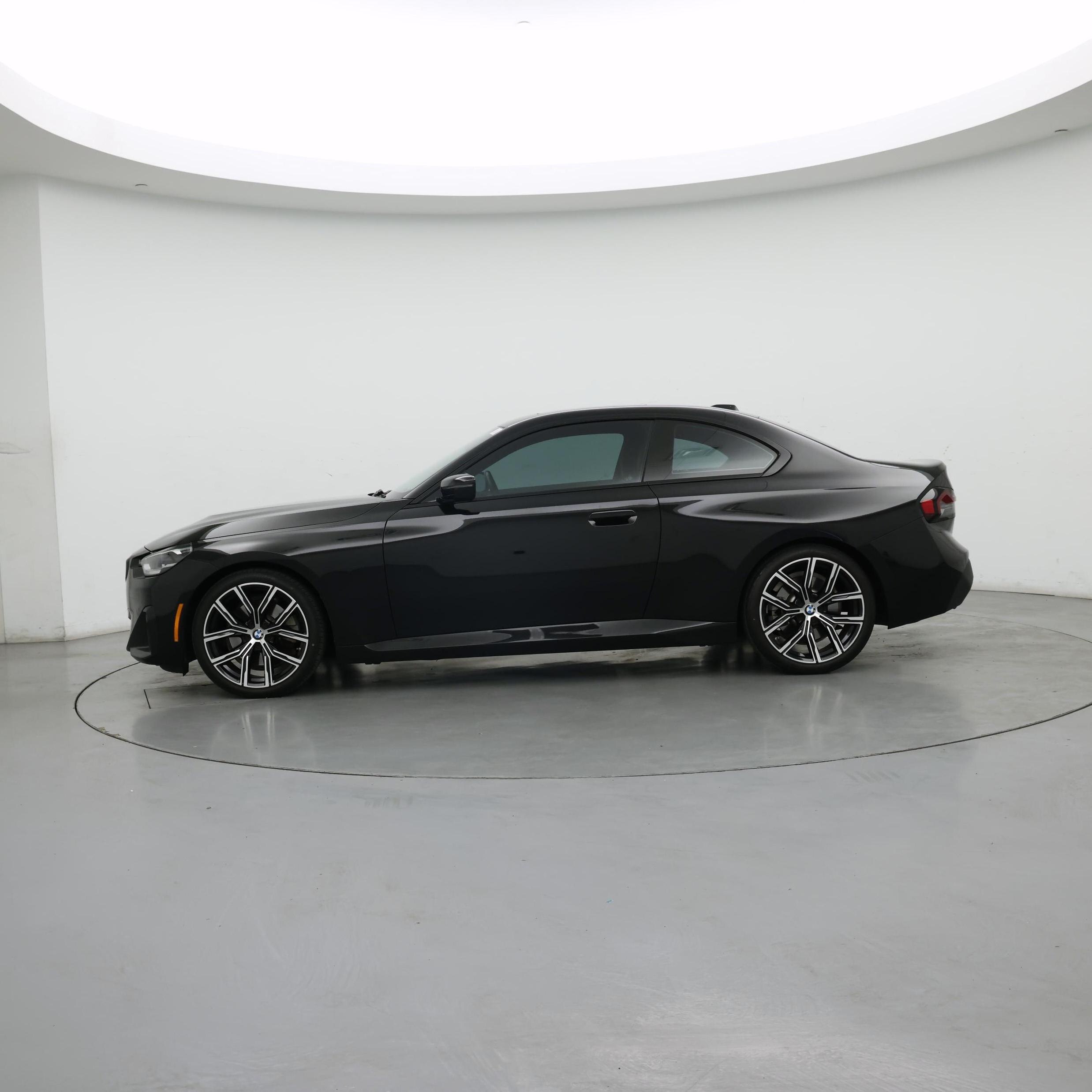 Thumbnail: 2024 BMW 2 Series - 3