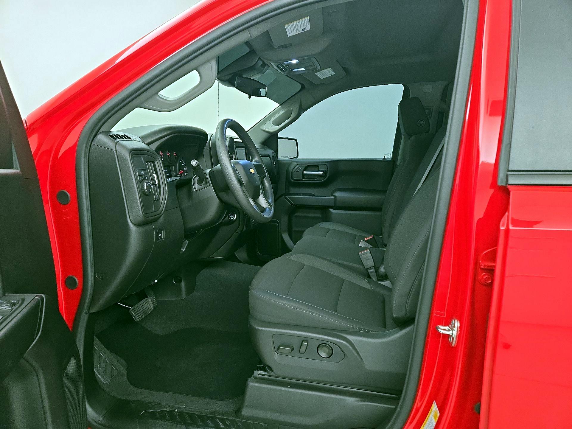 Thumbnail: 2026 Chevrolet Silverado 1500 - 11