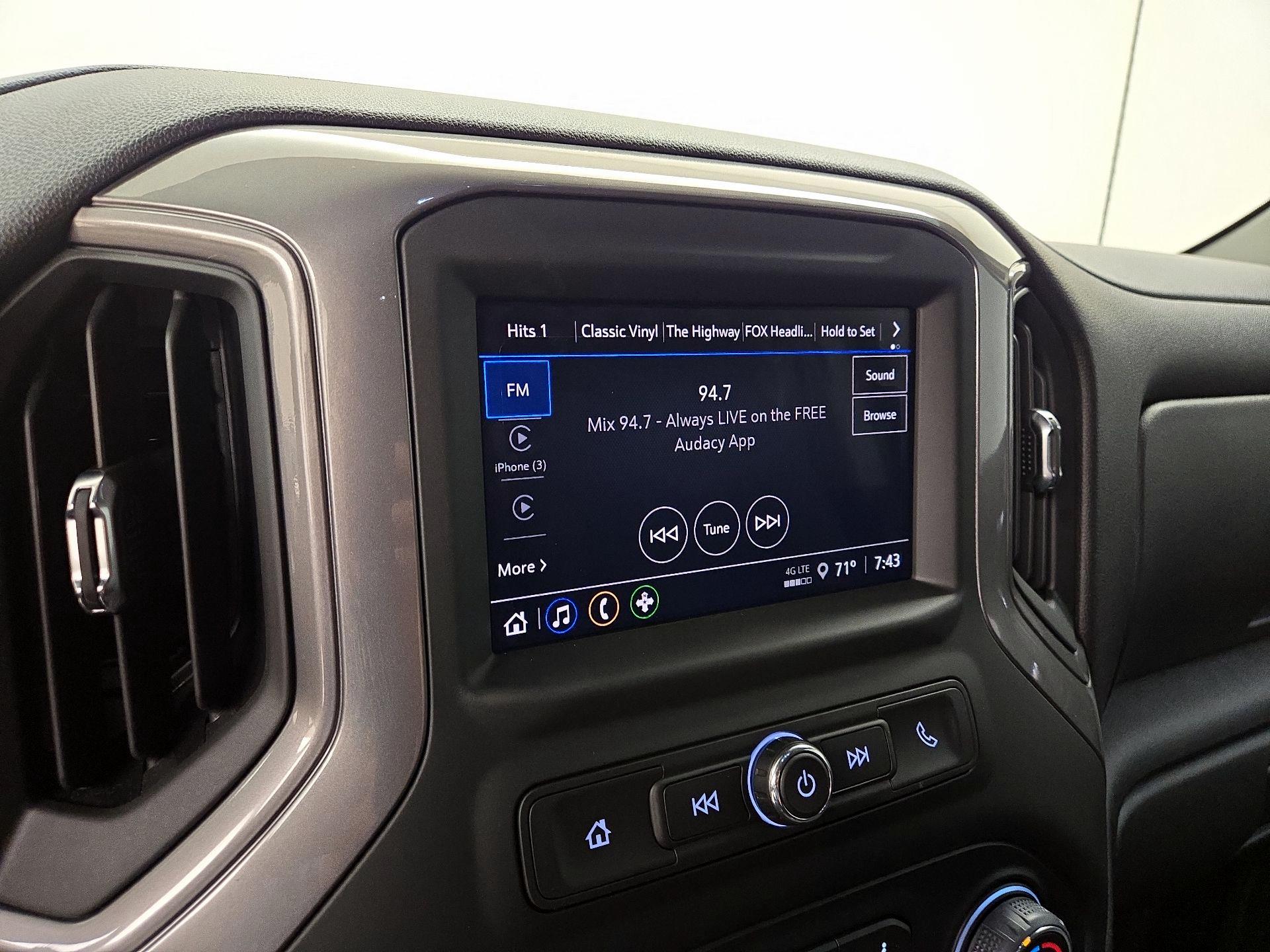 Thumbnail: 2026 Chevrolet Silverado 1500 - 16