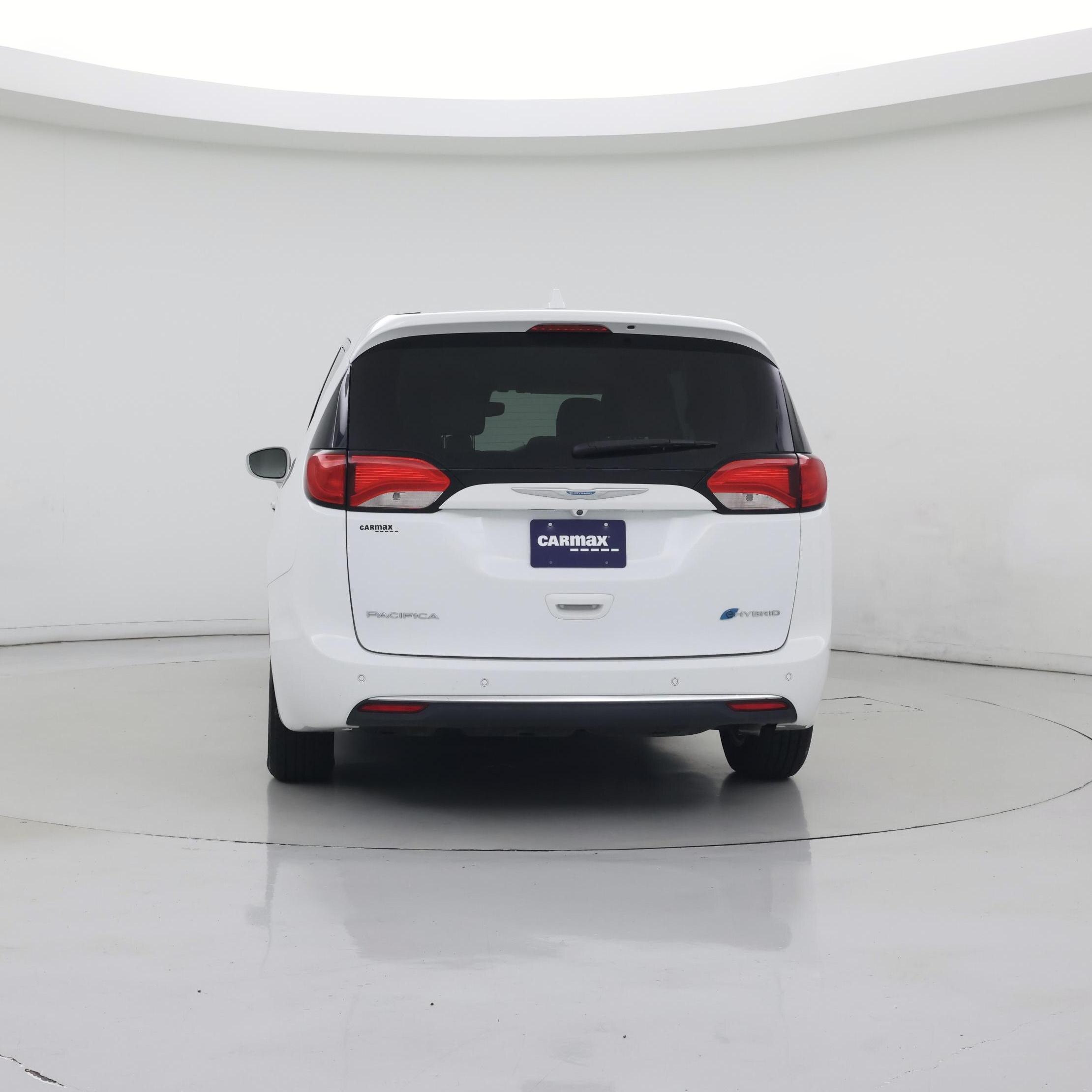 Thumbnail: 2018 Chrysler Pacifica - 6