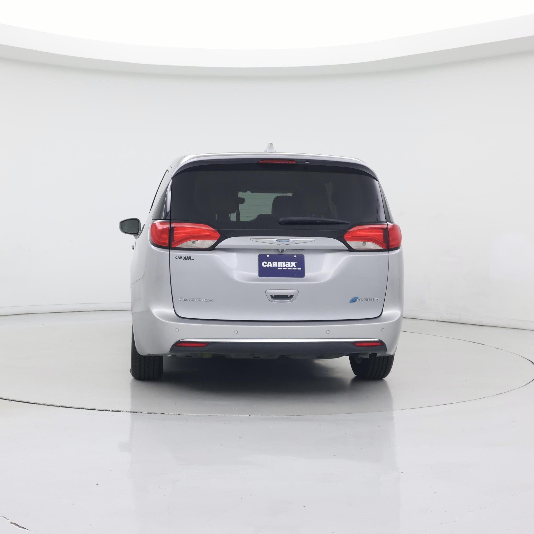 Thumbnail: 2018 Chrysler Pacifica - 6