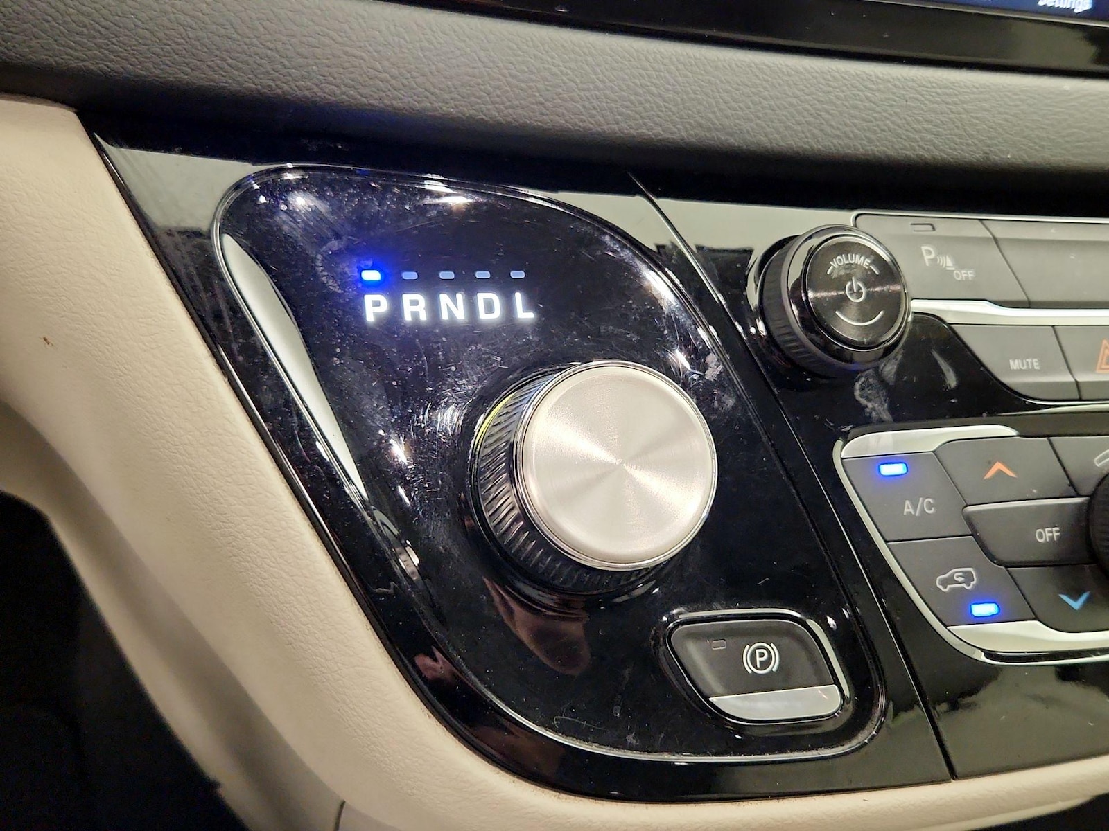 2018 Chrysler Pacifica Hybrid Touring Plus - Photo 18
