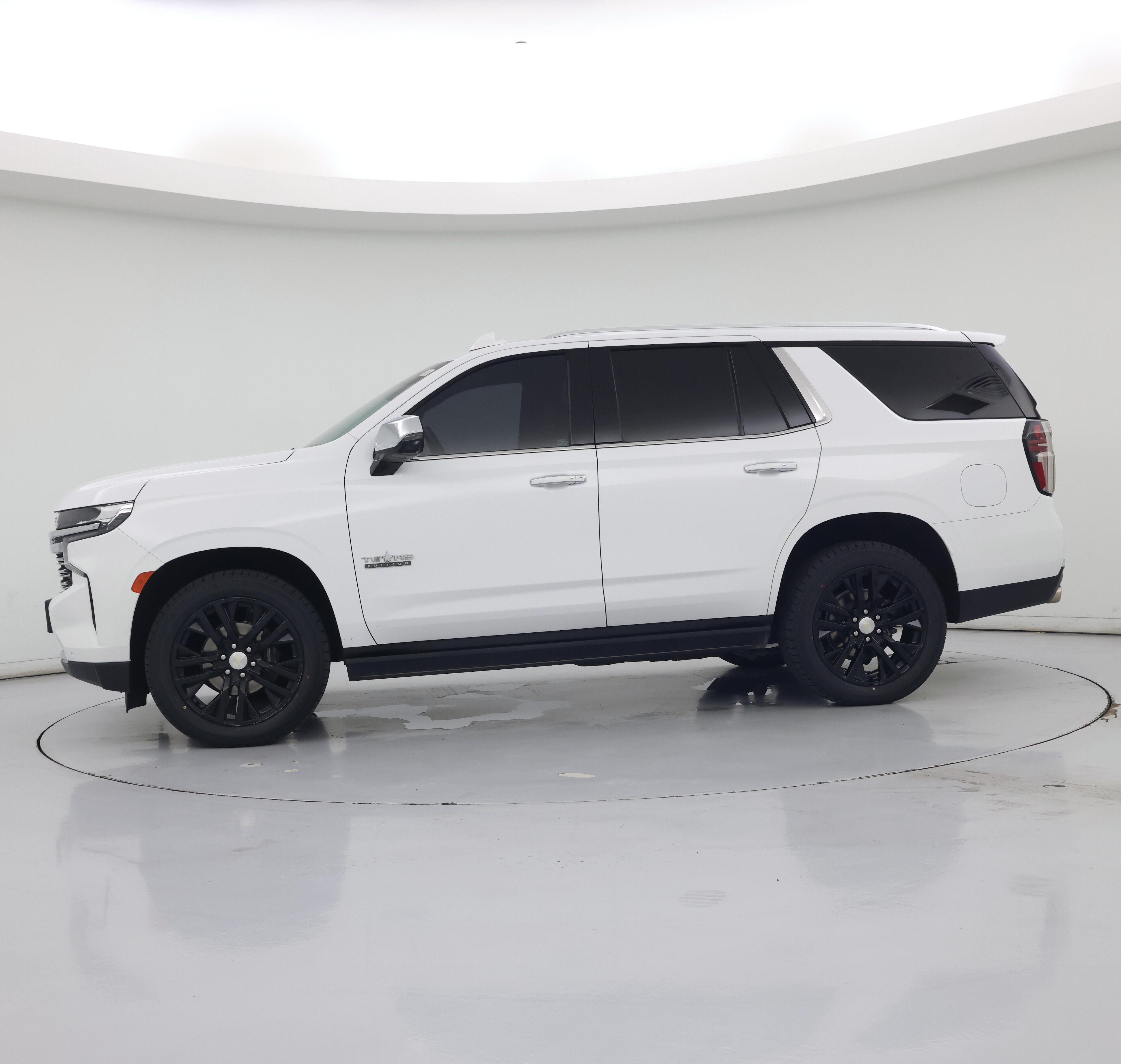 Thumbnail: 2023 Chevrolet Tahoe - 3
