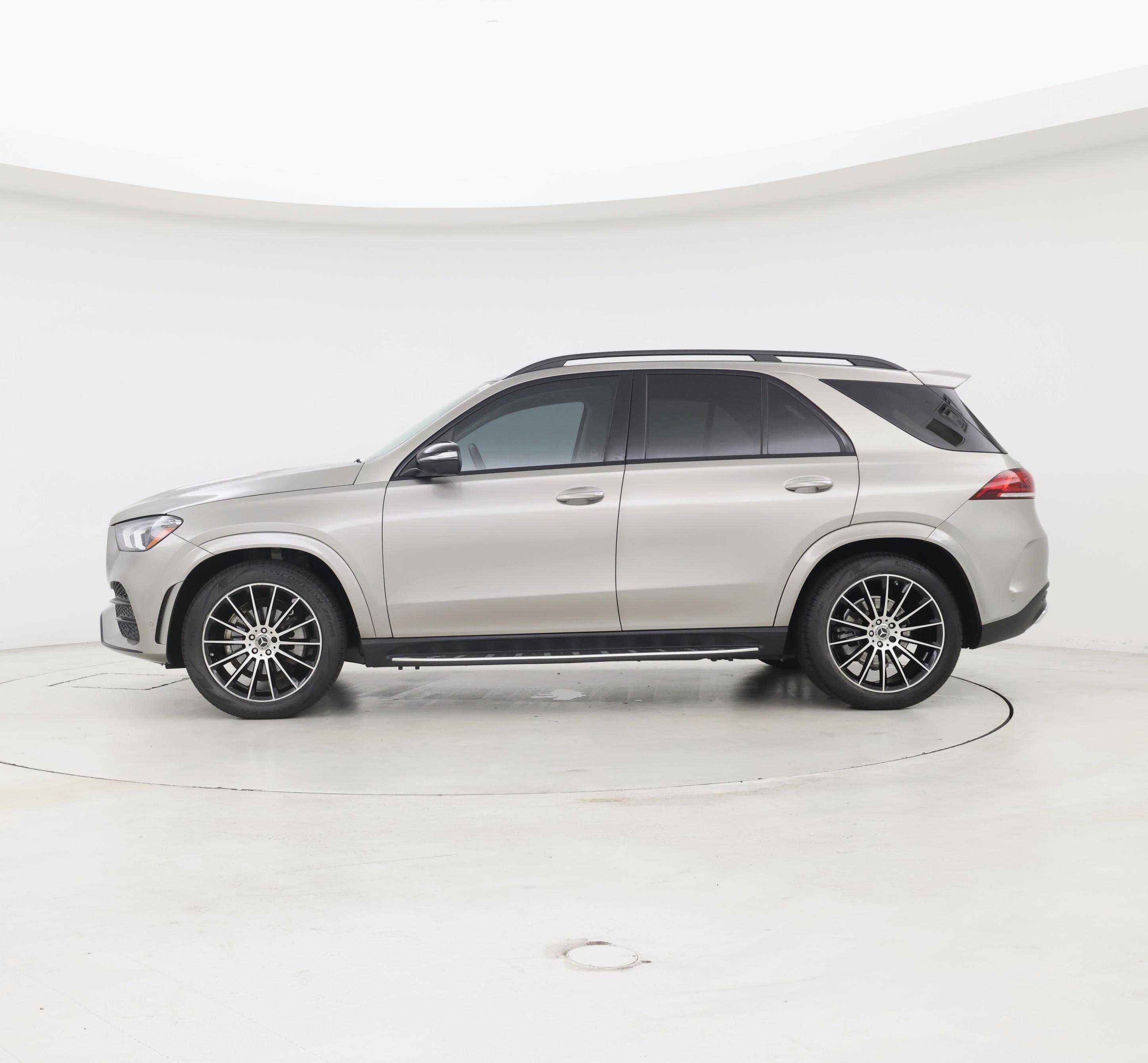 Thumbnail: 2022 Mercedes-Benz GLE - 3