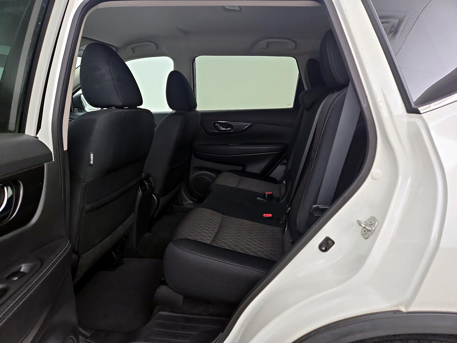 Thumbnail: 2018 Nissan Rogue - 20