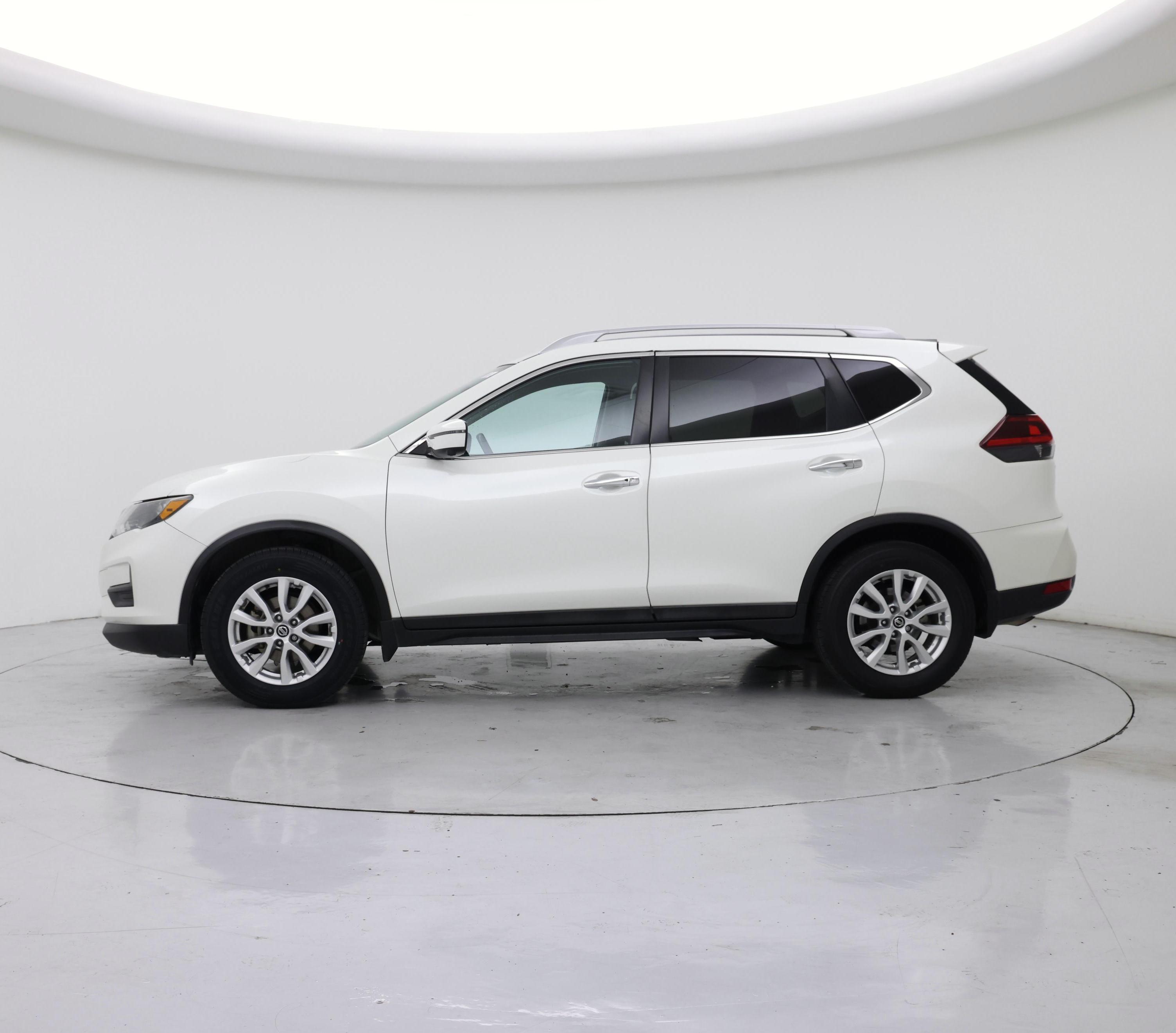 Thumbnail: 2018 Nissan Rogue - 3