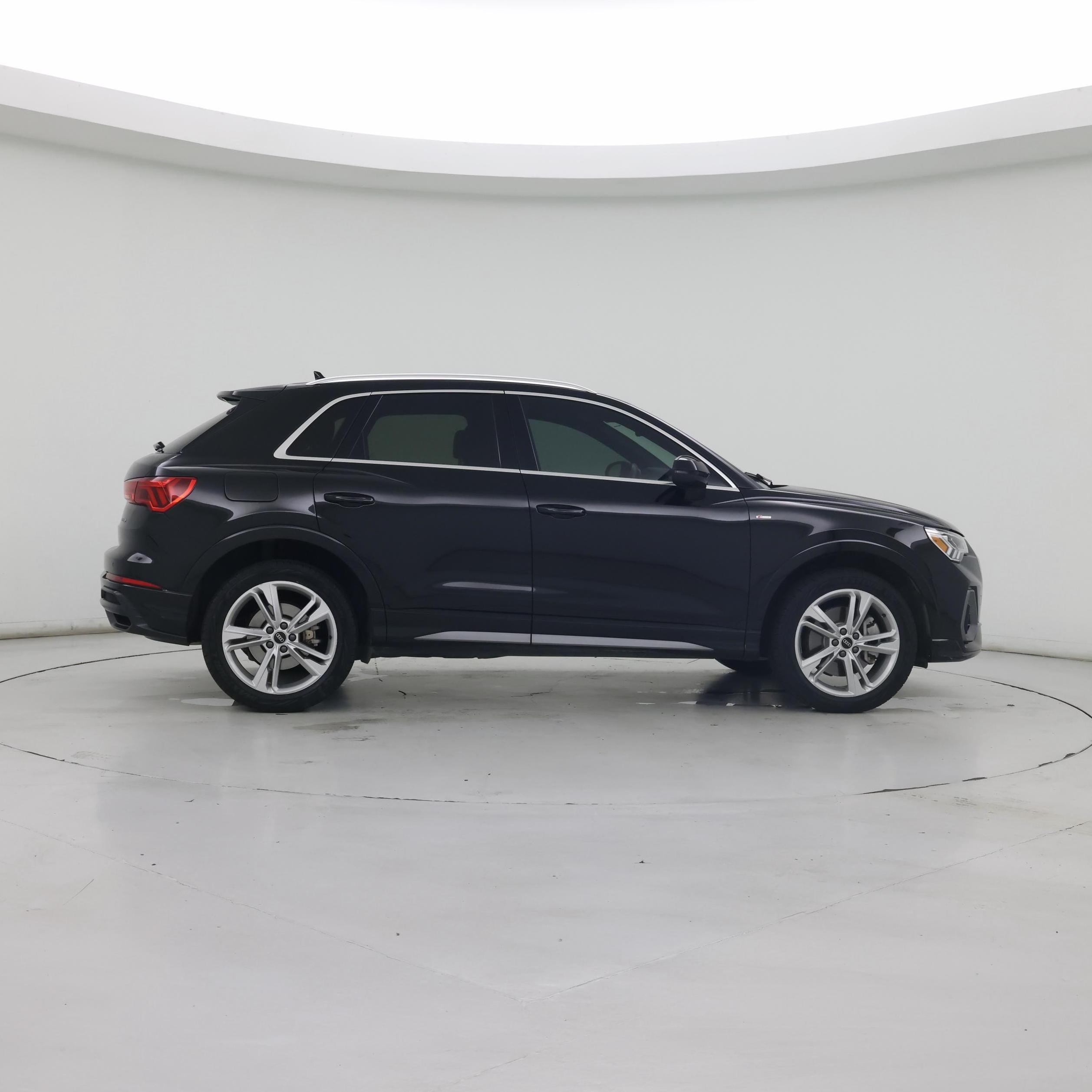 Thumbnail: 2022 Audi Q3 - 7