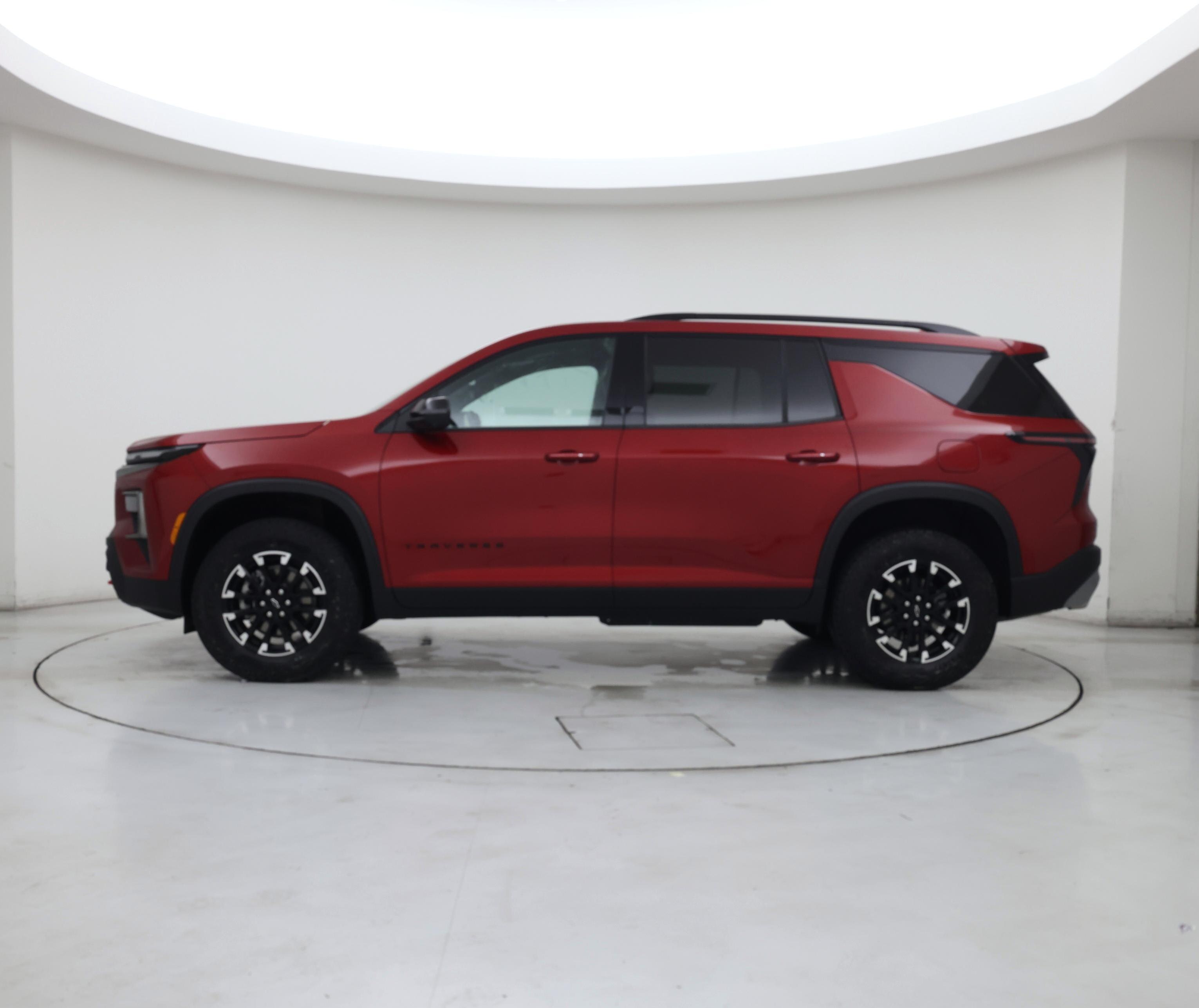 Thumbnail: 2025 Chevrolet Traverse - 3