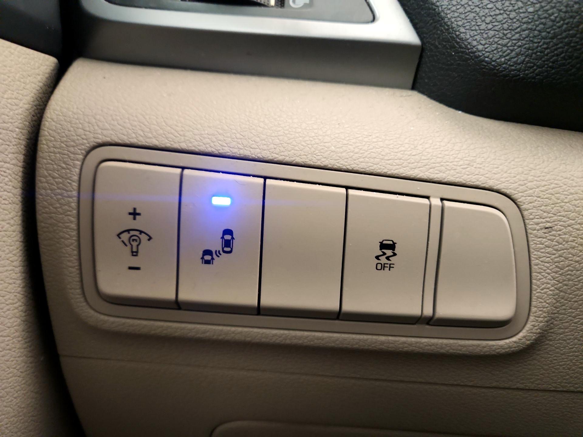 Thumbnail: 2018 Hyundai Tucson - 11