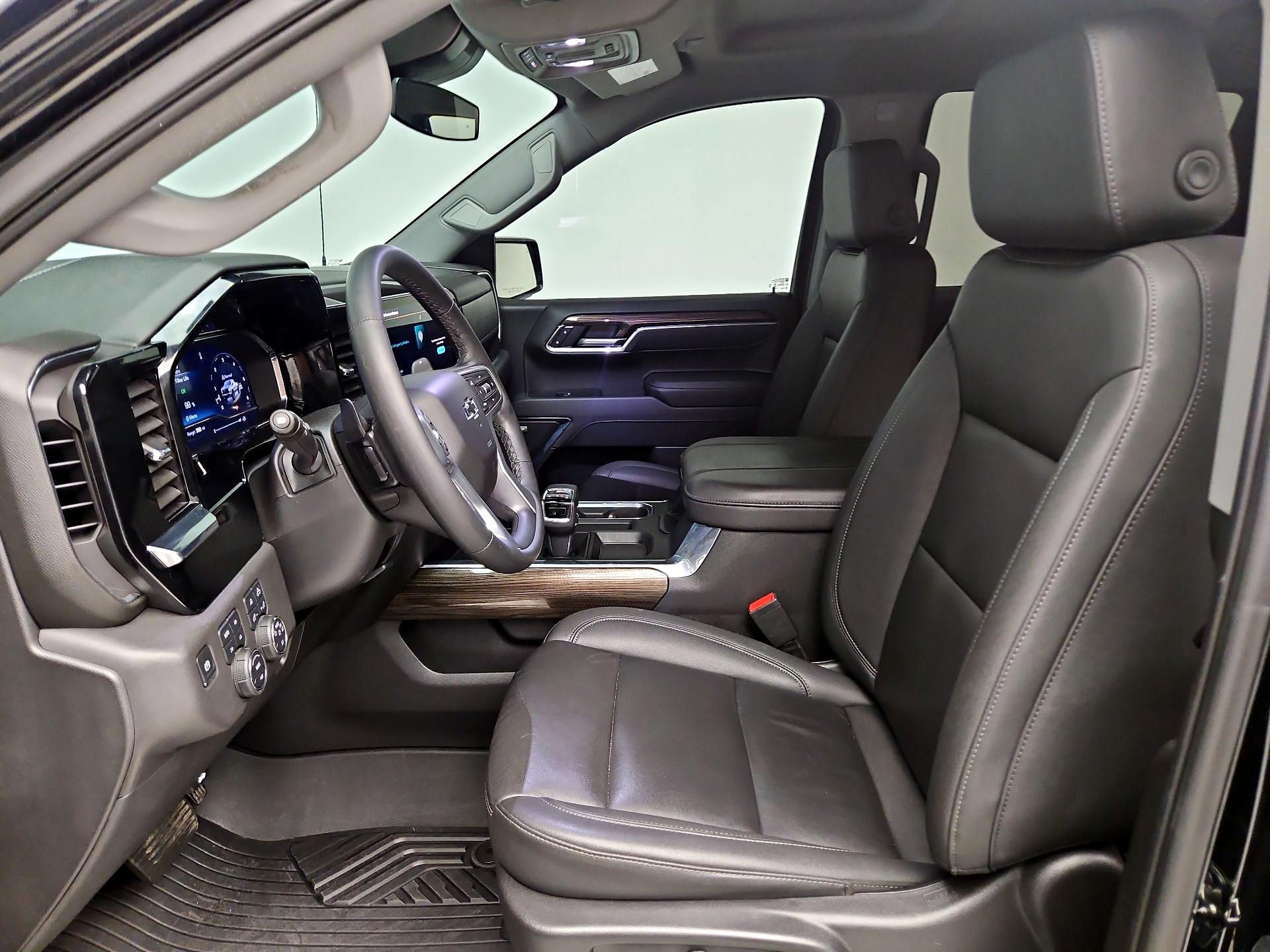 Thumbnail: 2025 Chevrolet Silverado 1500 - 11