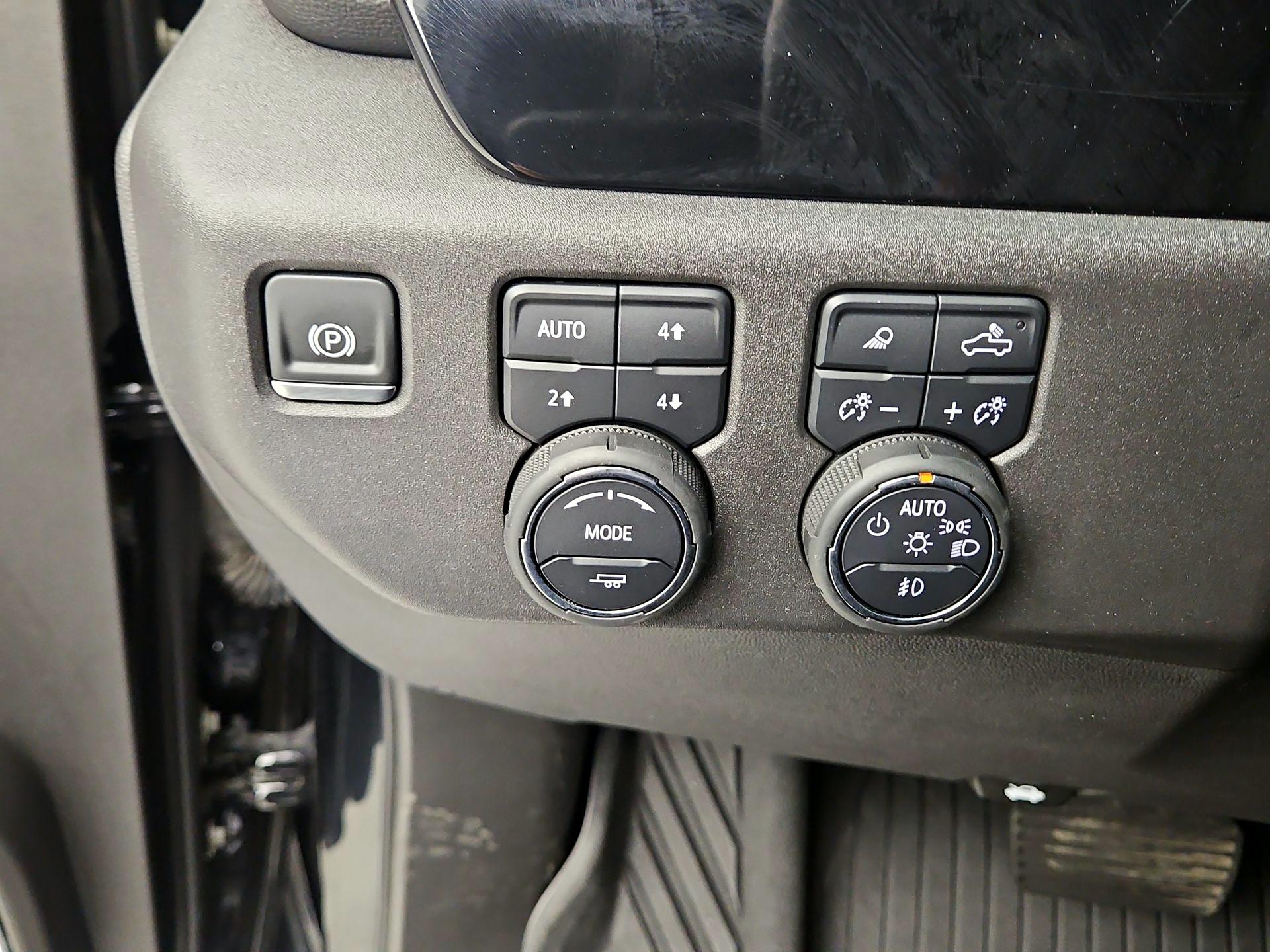 Thumbnail: 2025 Chevrolet Silverado 1500 - 13