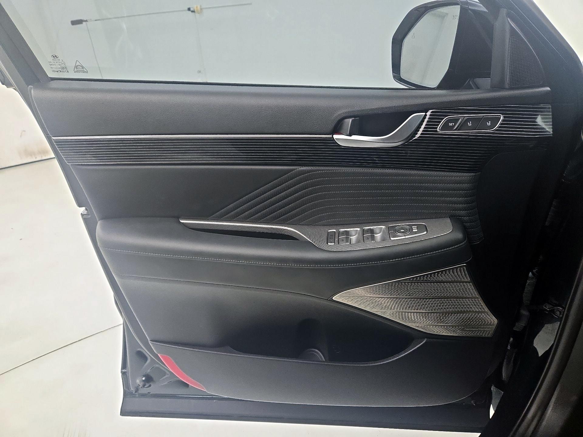 Thumbnail: 2023 Hyundai Palisade - 12