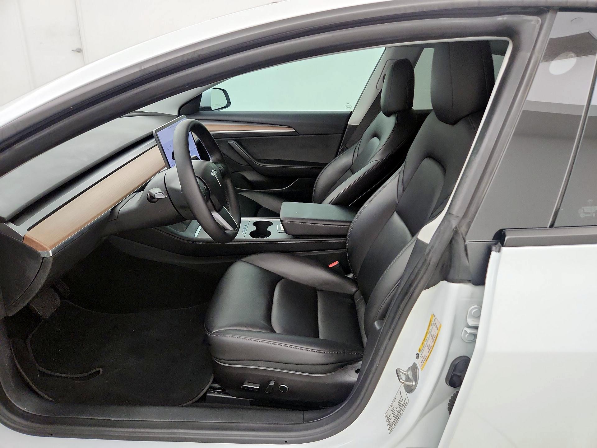 Thumbnail: 2022 Tesla Model 3 - 9