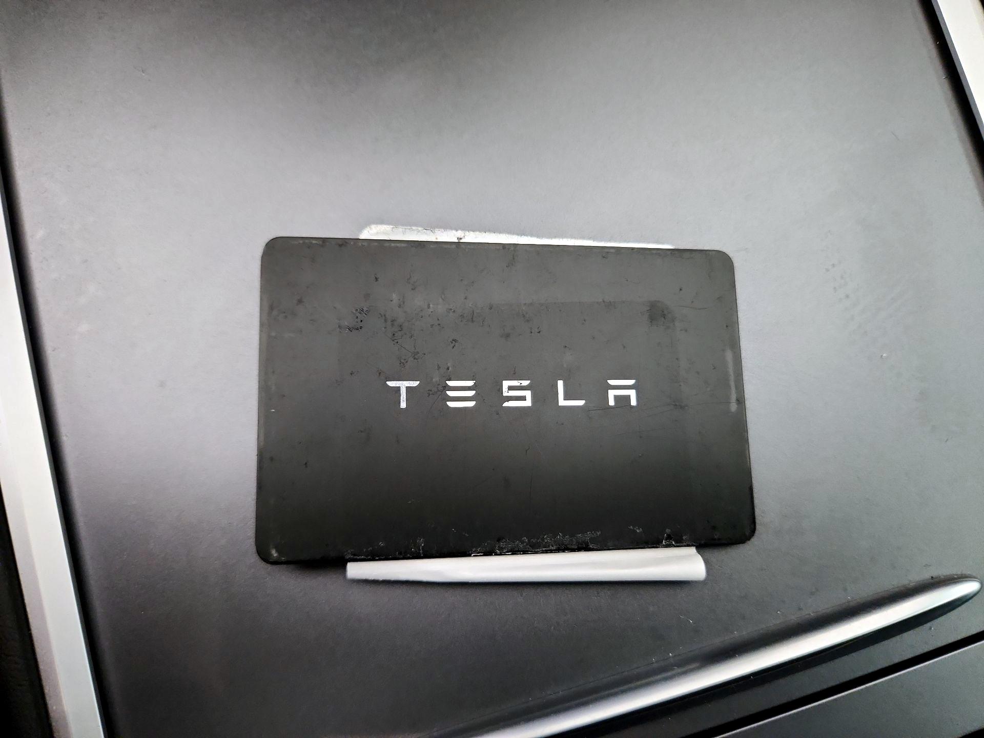 Thumbnail: 2022 Tesla Model 3 - 19