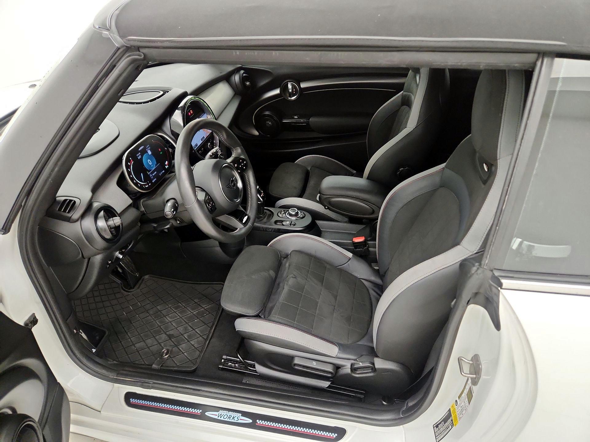 Thumbnail: 2024 MINI Cooper - 11