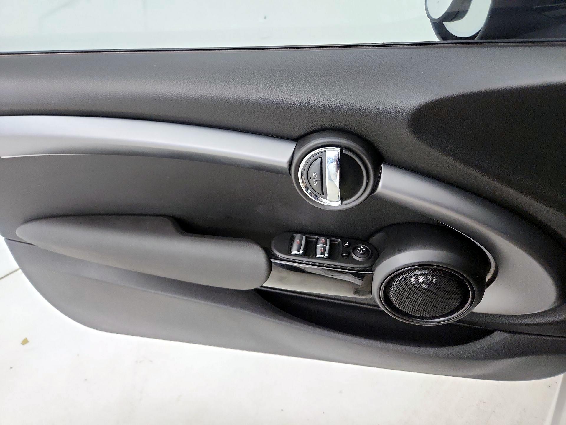 Thumbnail: 2024 MINI Cooper - 12