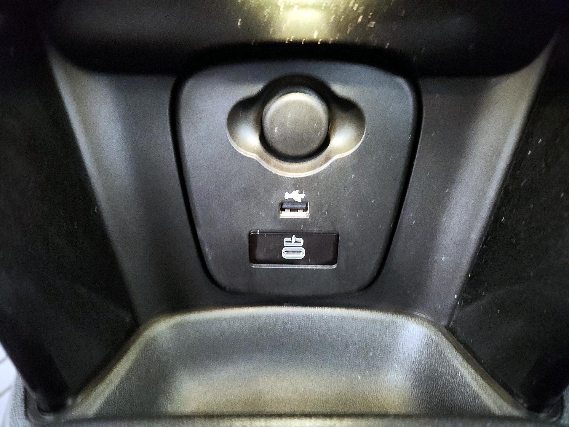 Thumbnail: 2024 MINI Cooper - 19