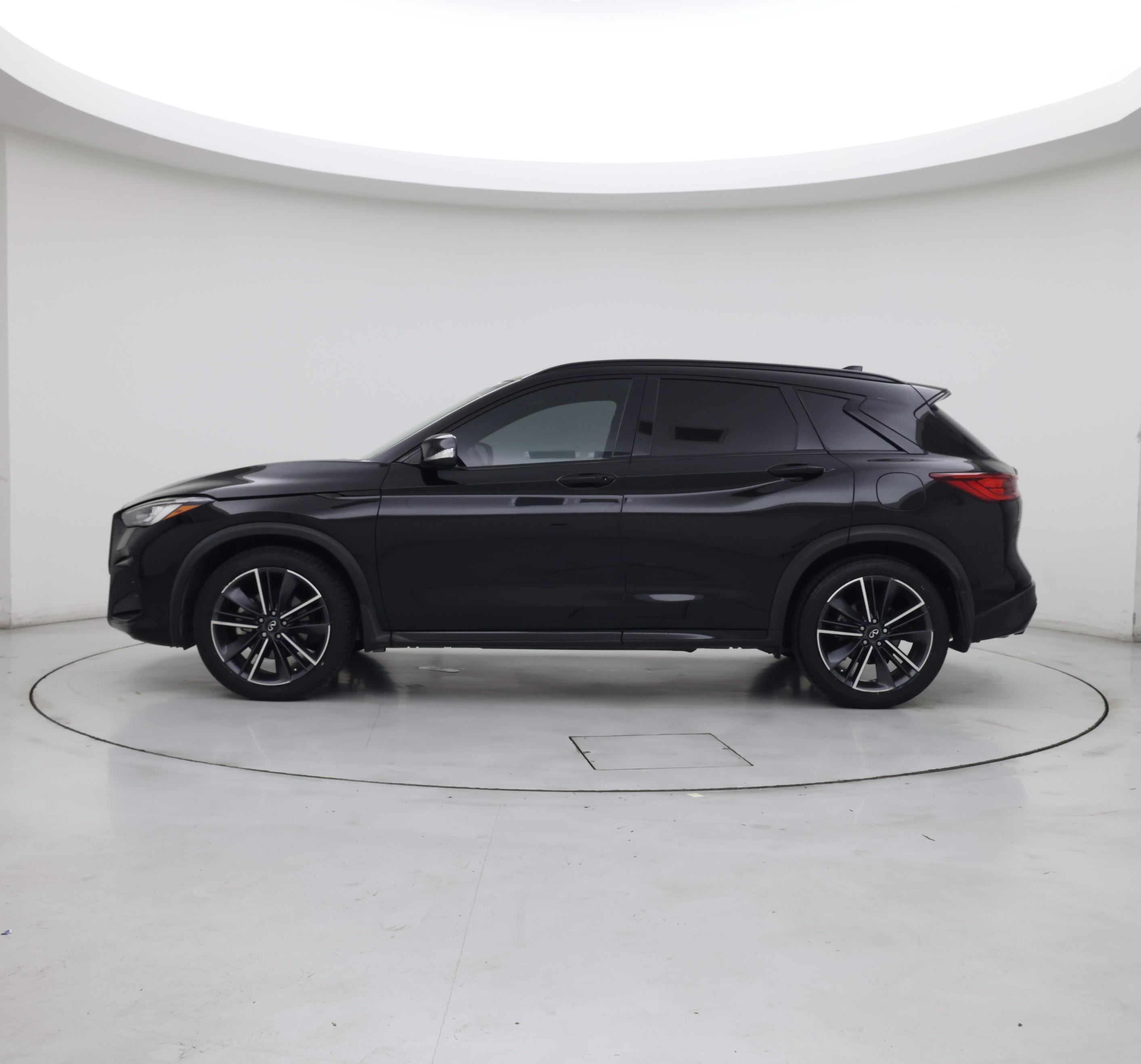 Thumbnail: 2023 INFINITI QX50 - 3