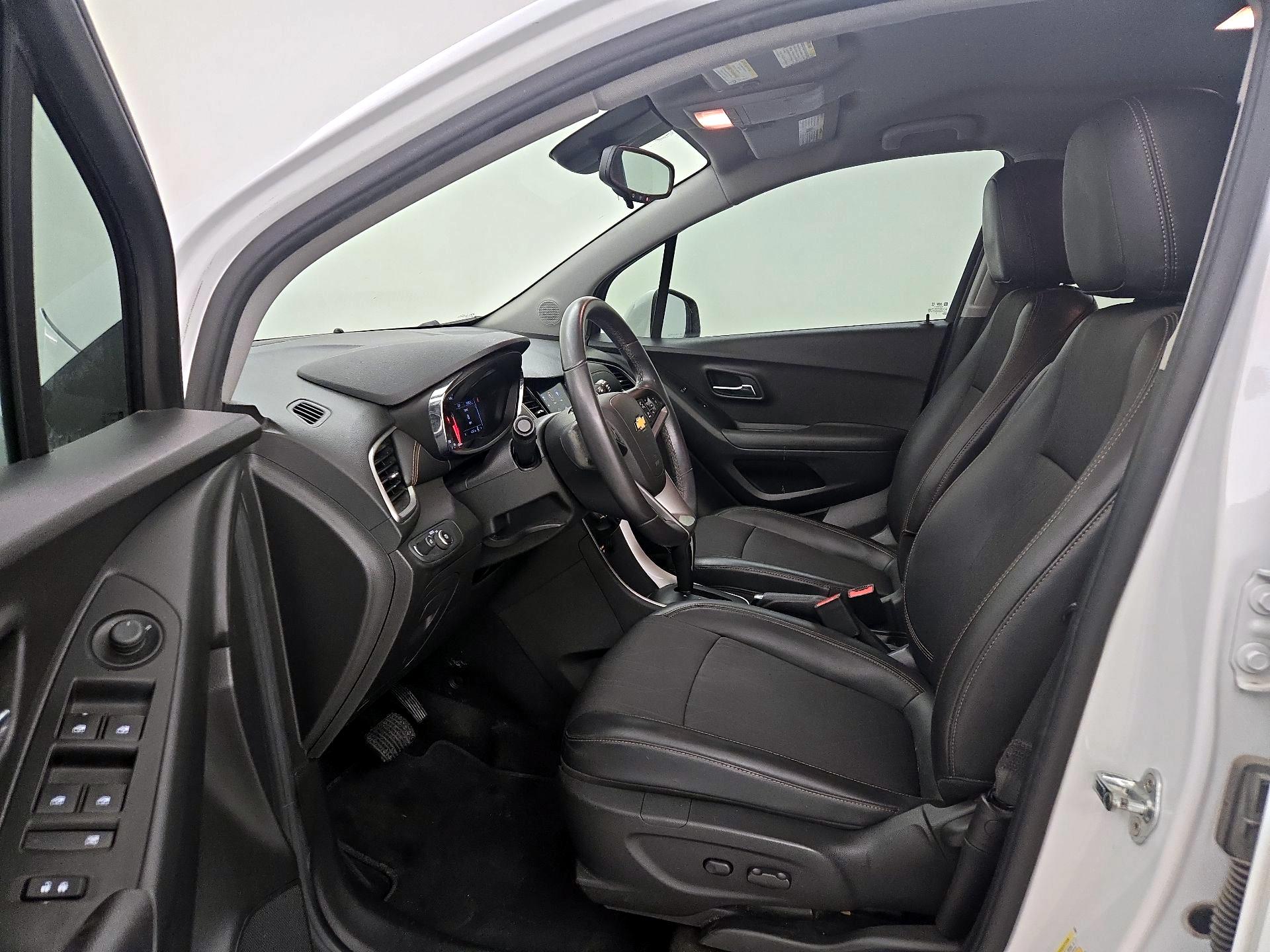 Thumbnail: 2020 Chevrolet Trax - 11