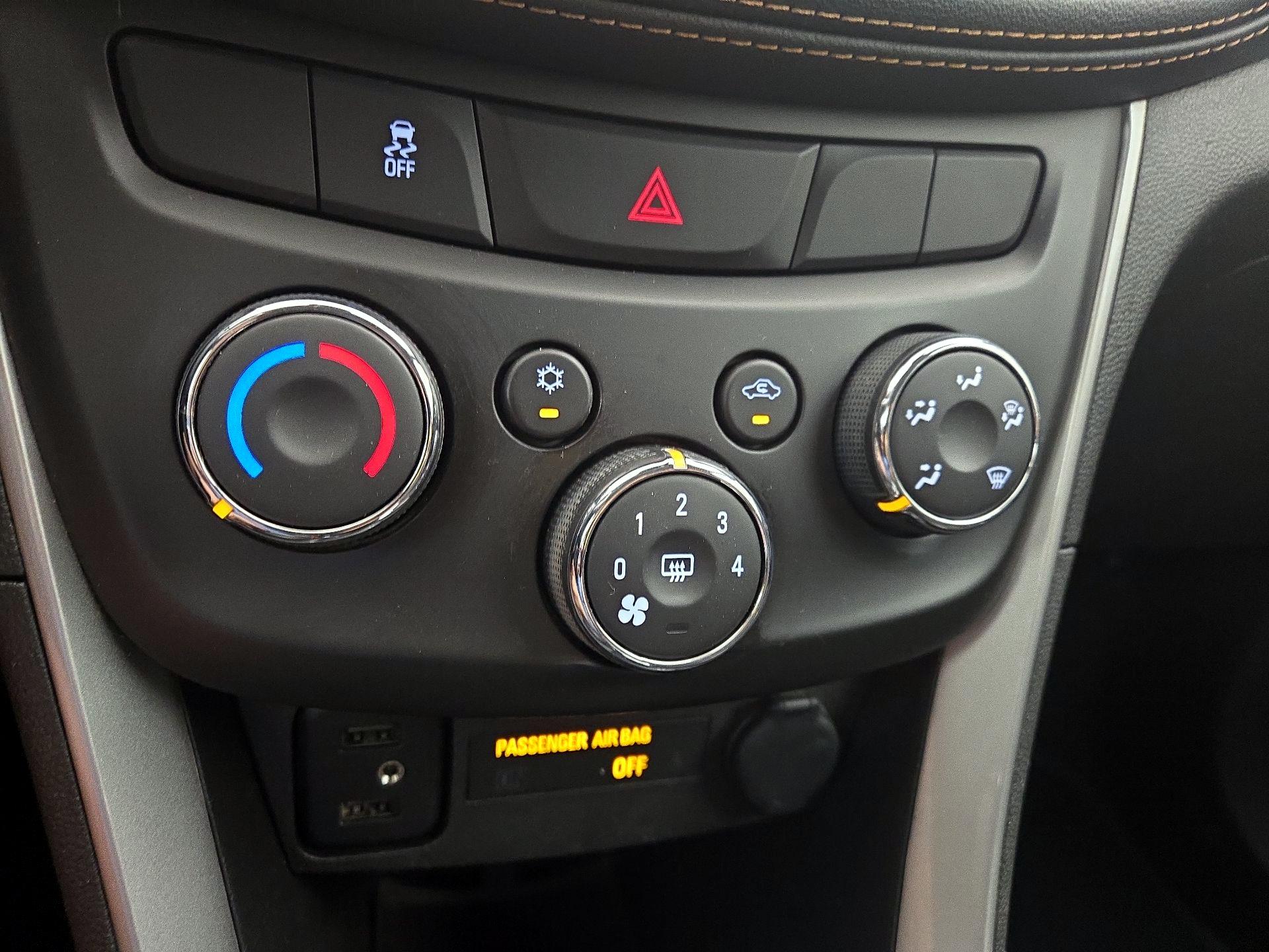 Thumbnail: 2020 Chevrolet Trax - 16