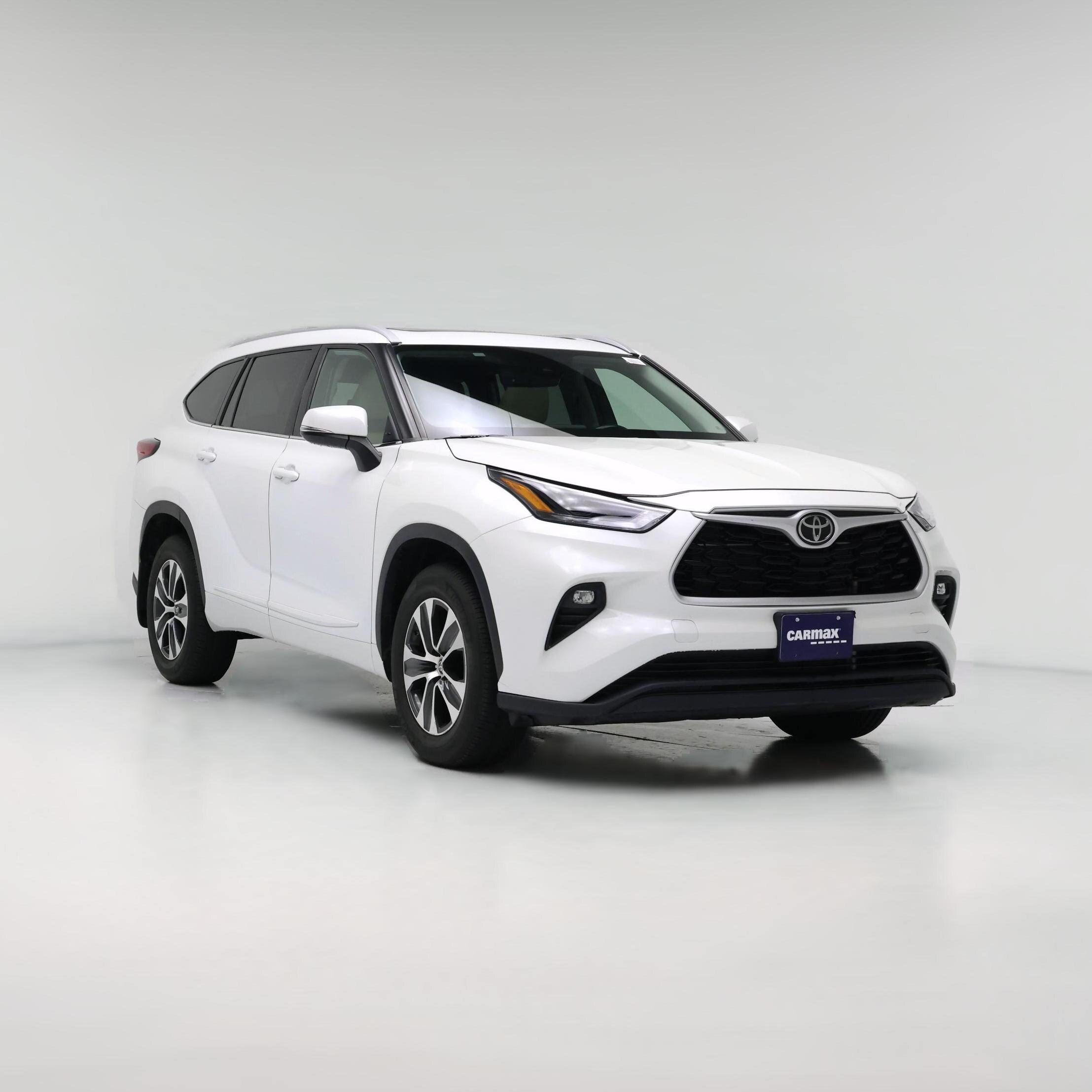 Thumbnail: 2022 Toyota Highlander - 1