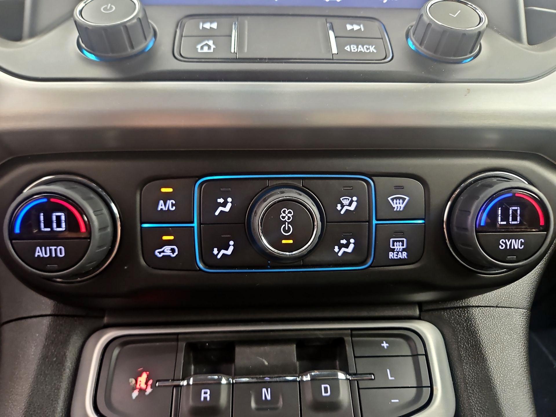 Thumbnail: 2023 GMC Acadia - 16