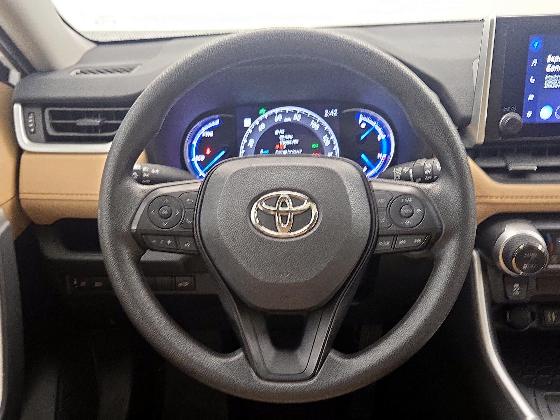 Thumbnail: 2024 Toyota RAV4 - 10