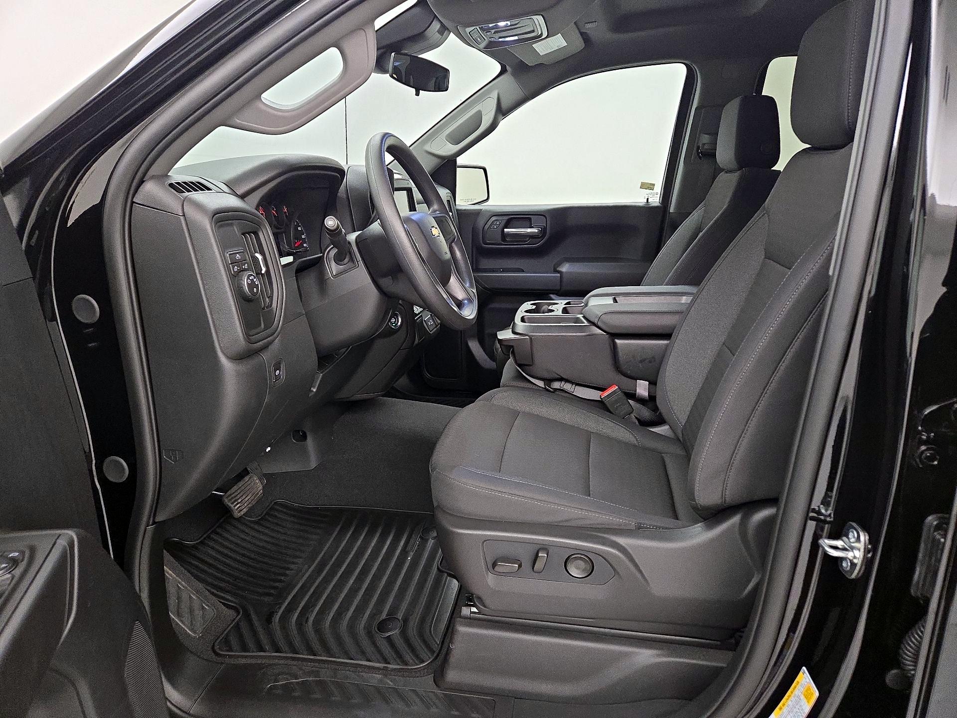 Thumbnail: 2026 Chevrolet Silverado 1500 - 11