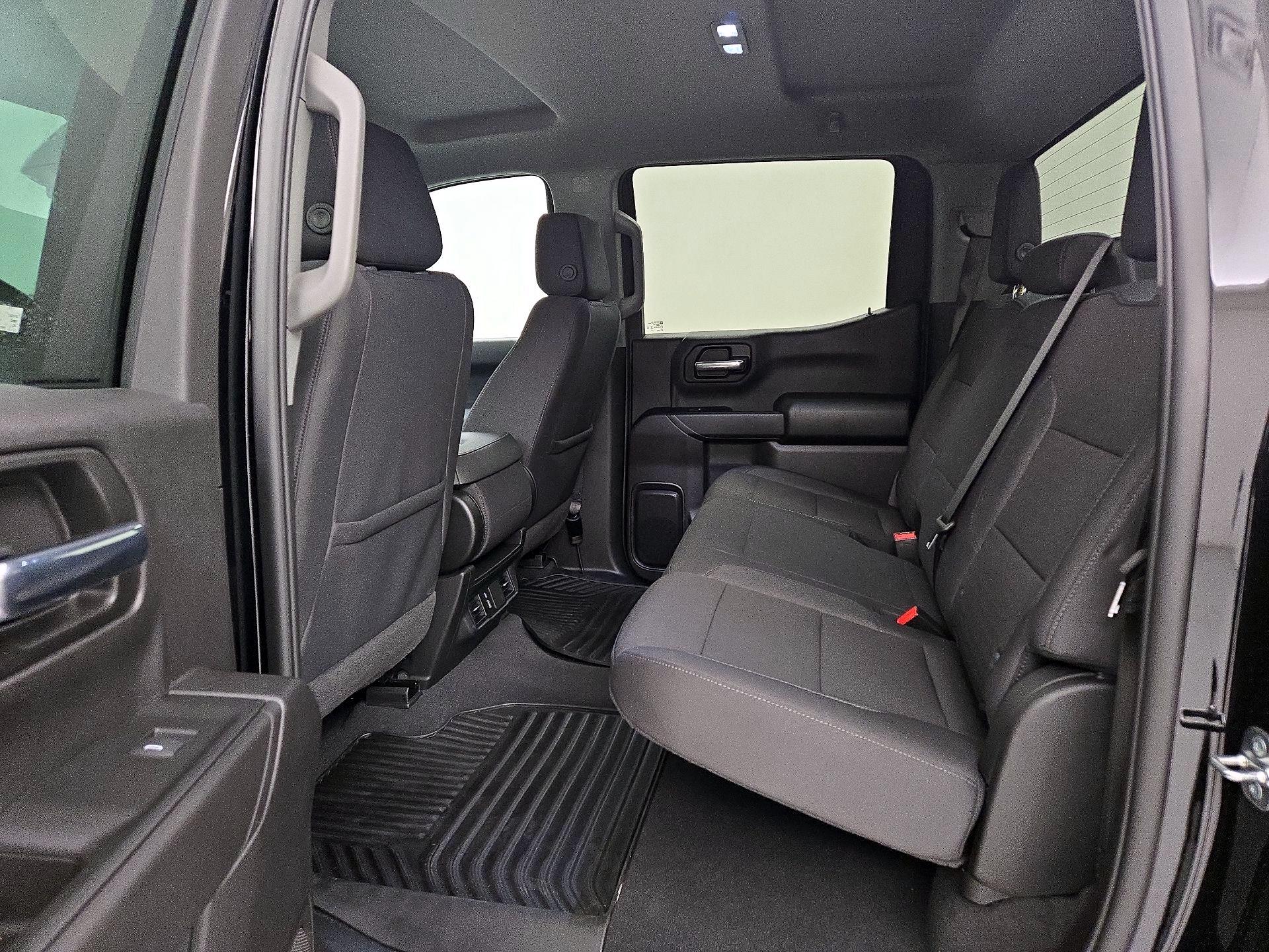 Thumbnail: 2026 Chevrolet Silverado 1500 - 19