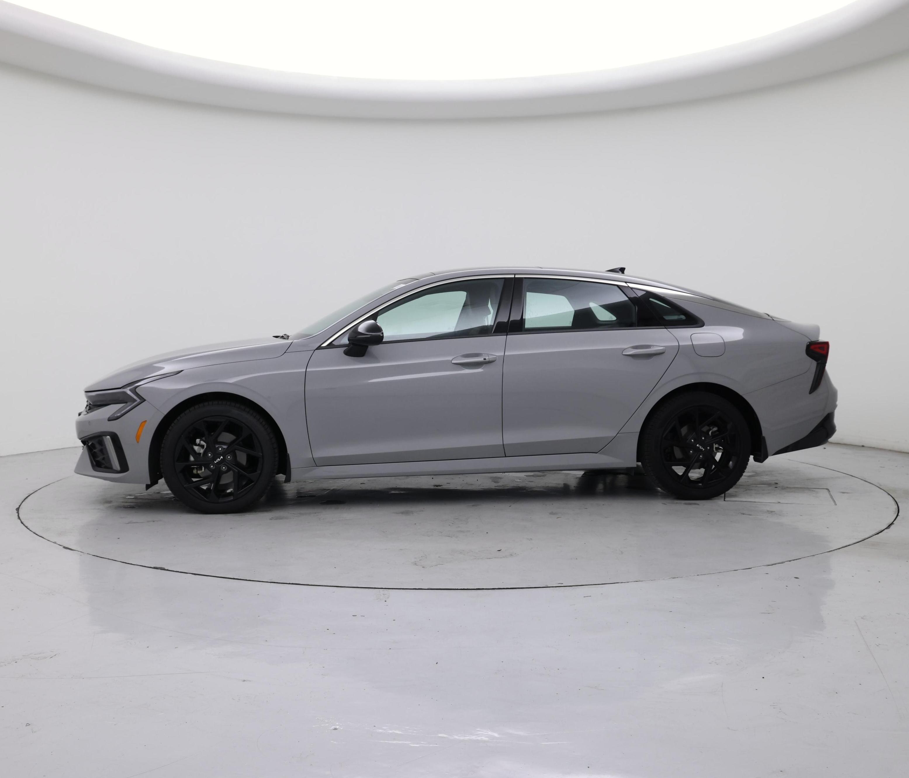 Thumbnail: 2026 Kia K5 - 3