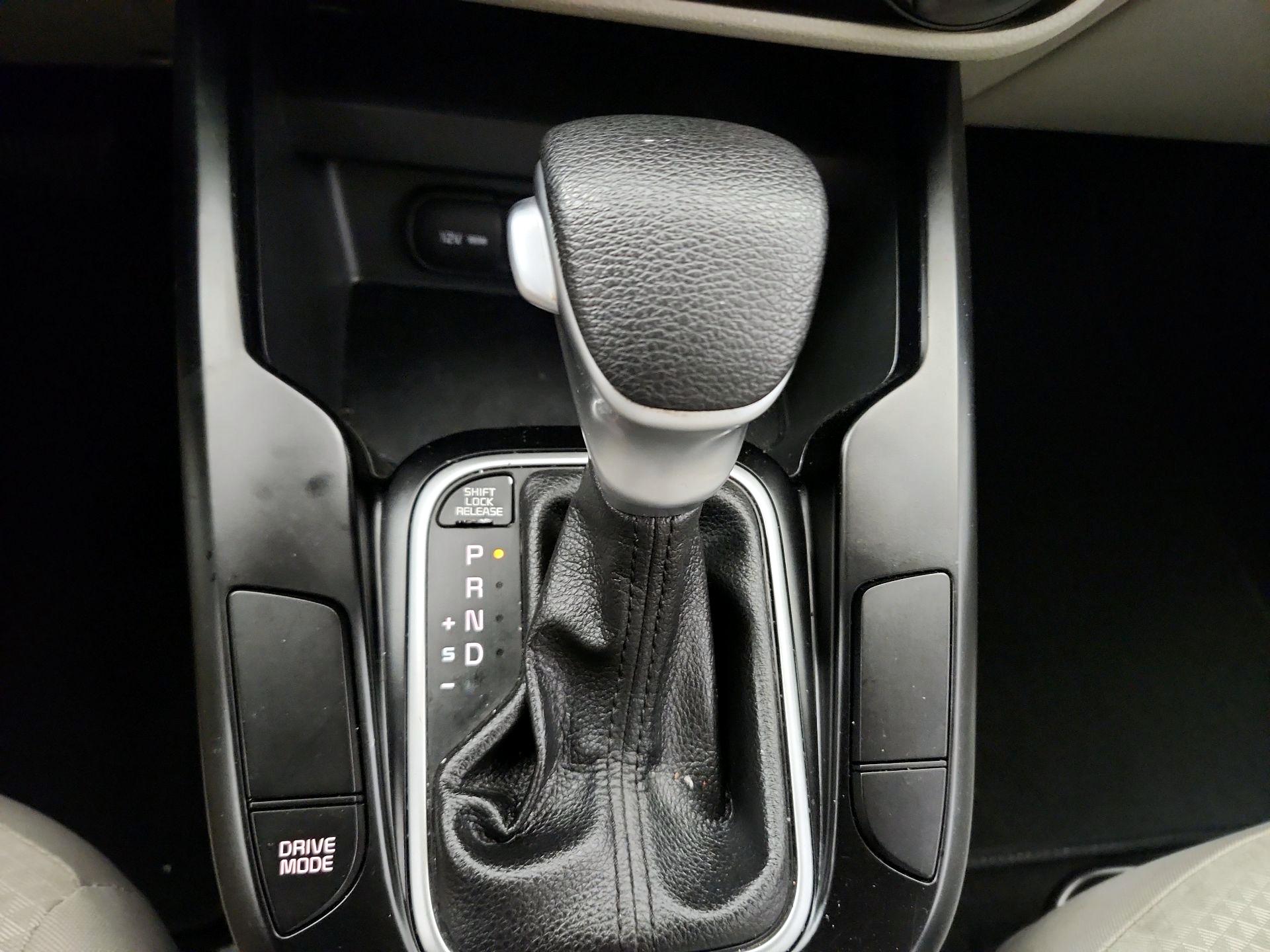 Thumbnail: 2020 Kia Soul - 15