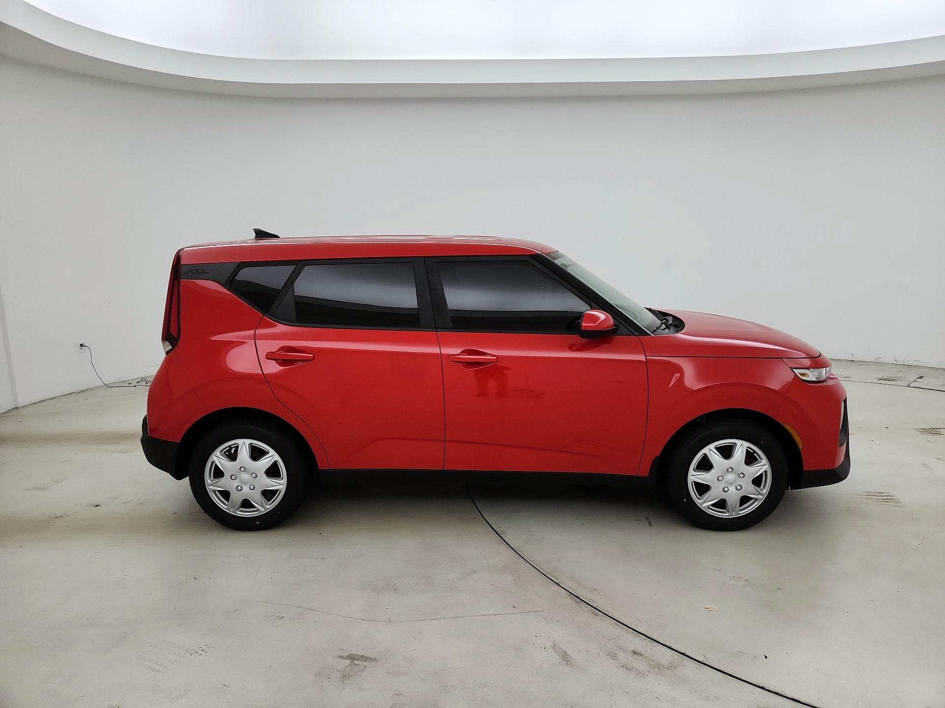 Thumbnail: 2020 Kia Soul - 4