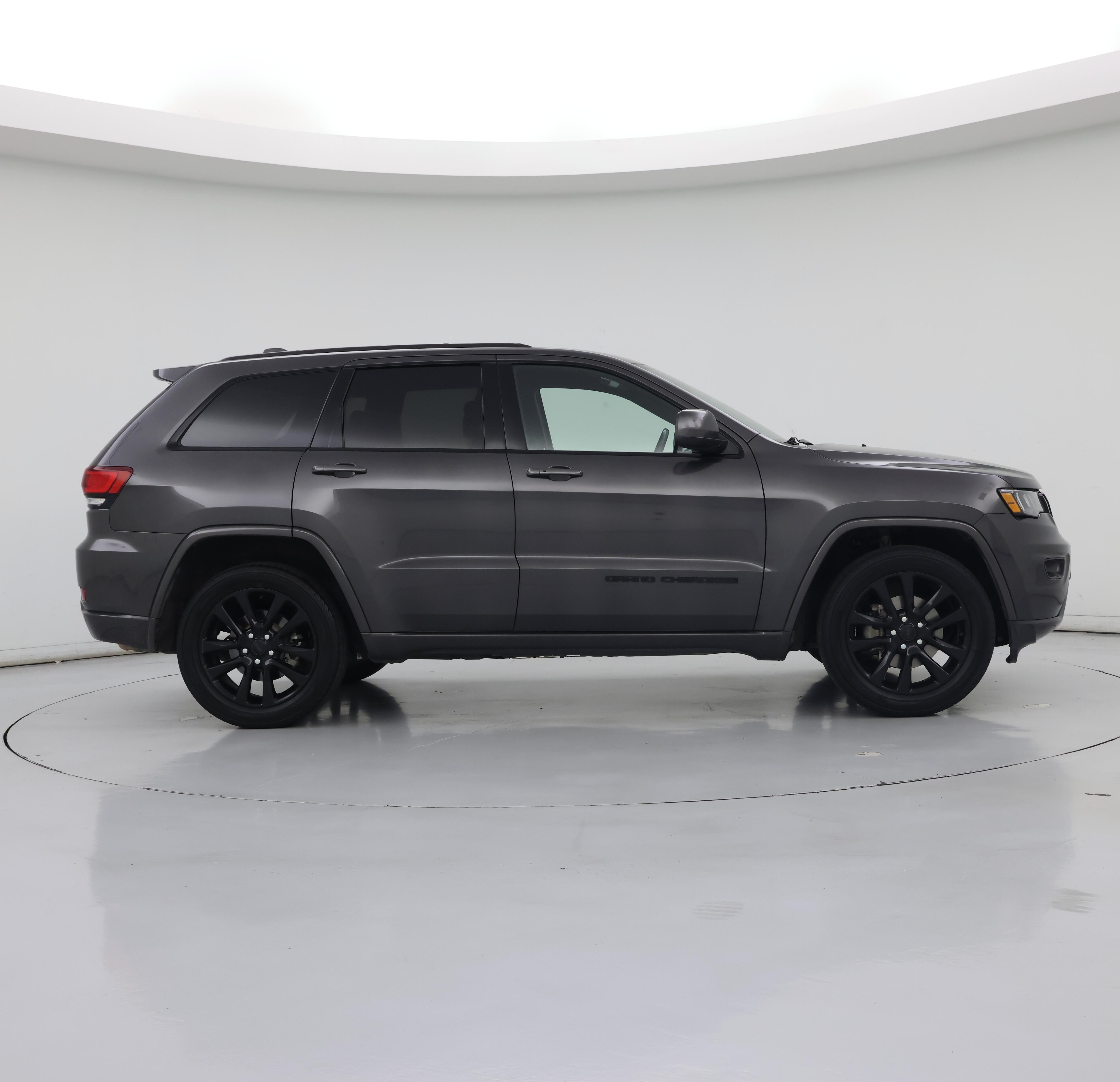 Thumbnail: 2019 Jeep Grand Cherokee - 7