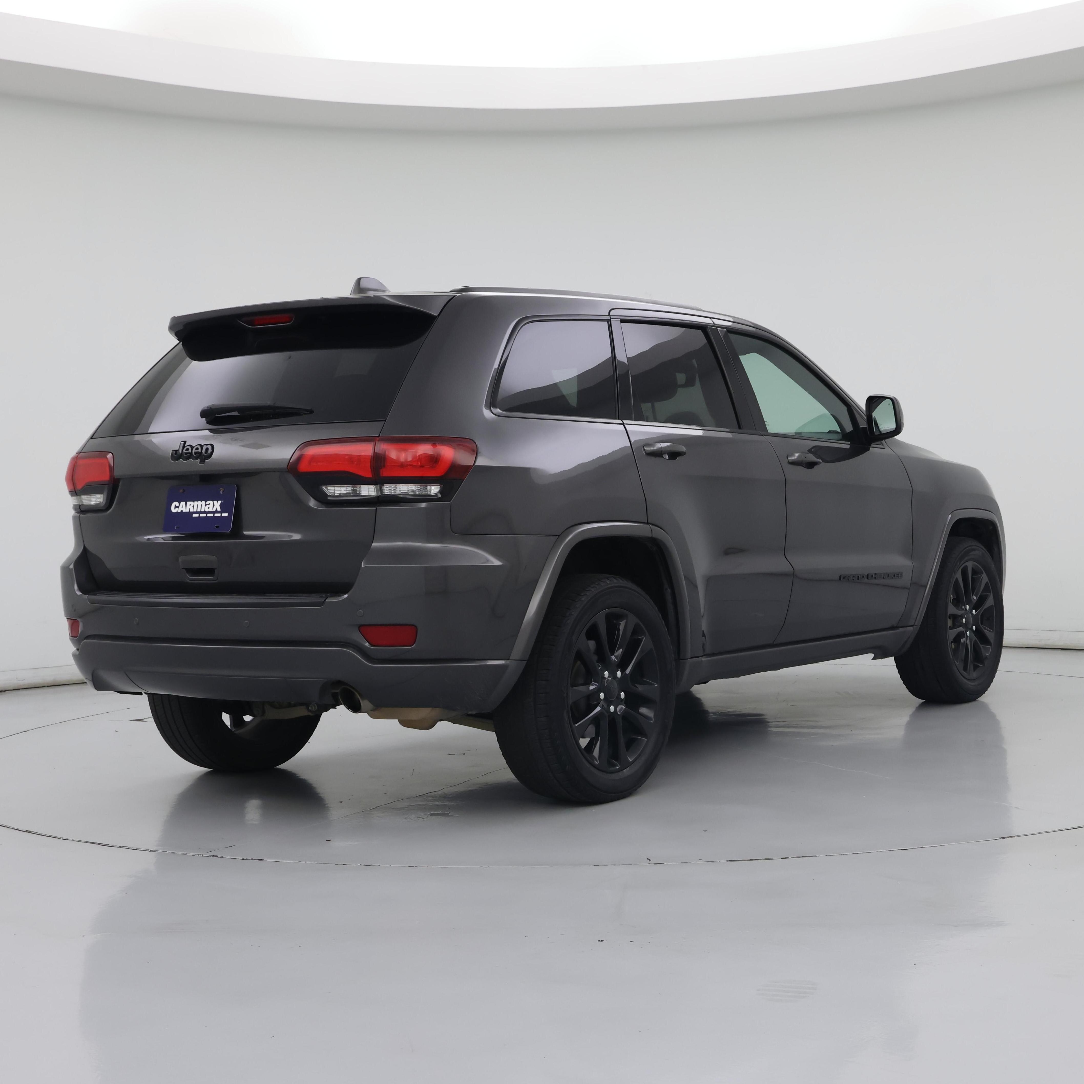Thumbnail: 2019 Jeep Grand Cherokee - 8