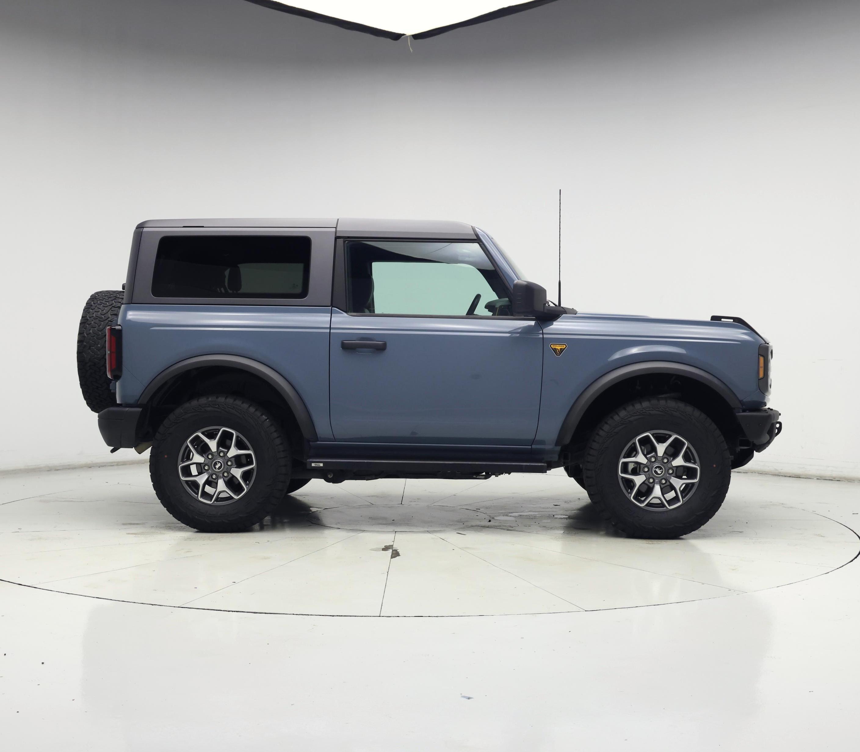 Thumbnail: 2022 Ford Bronco - 7