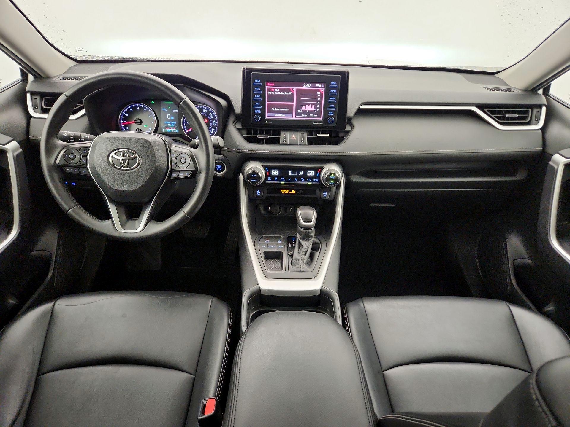 Thumbnail: 2020 Toyota RAV4 - 9