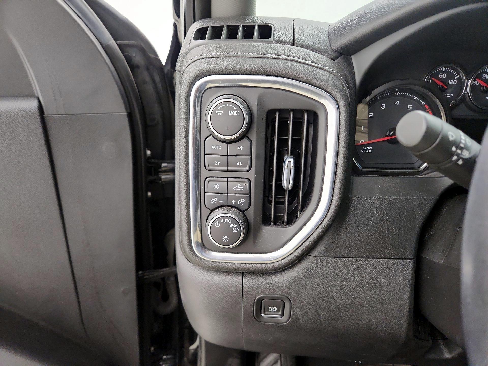 Thumbnail: 2022 Chevrolet Silverado 1500 - 13