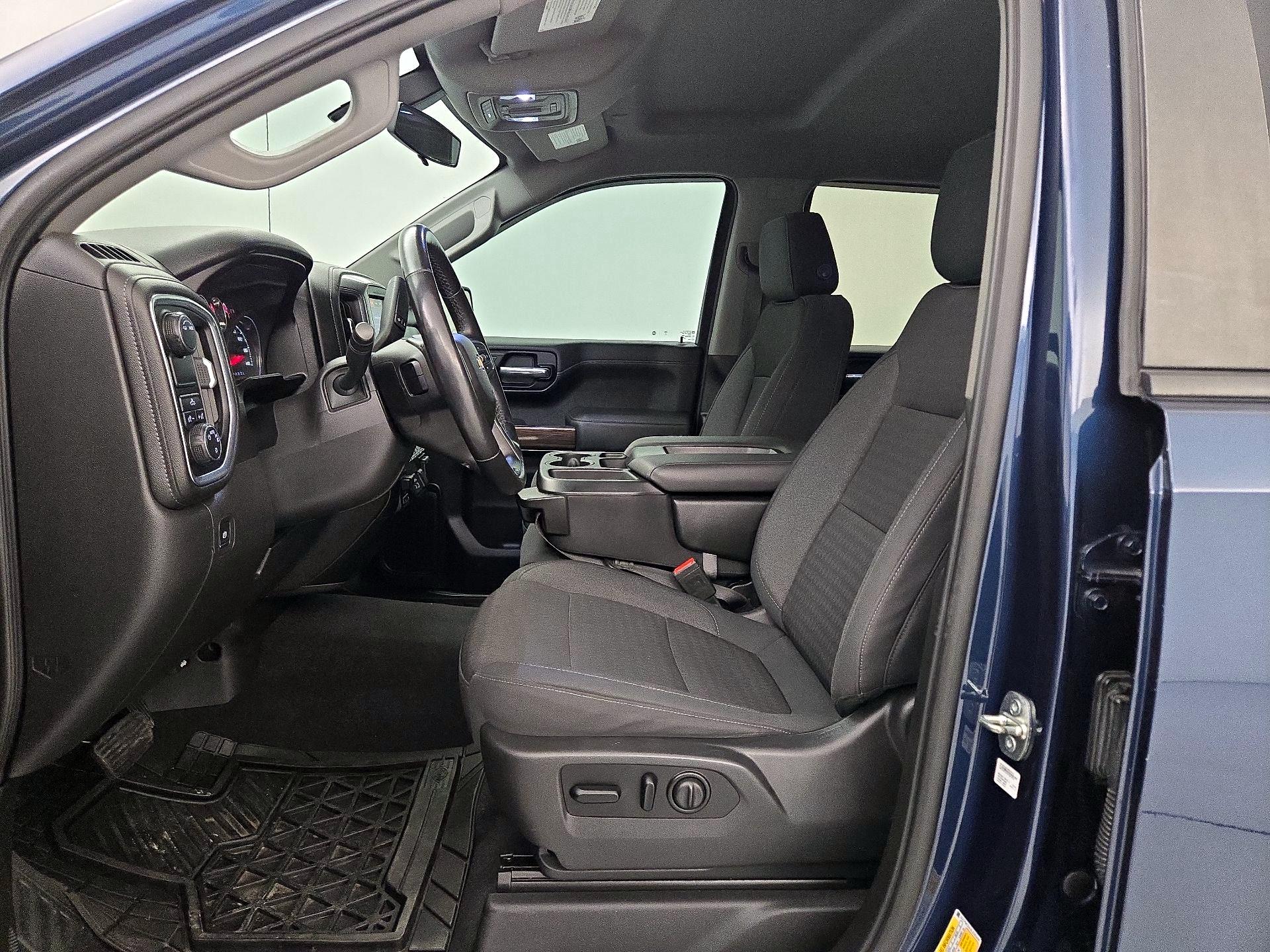 Thumbnail: 2020 Chevrolet Silverado 1500 - 11